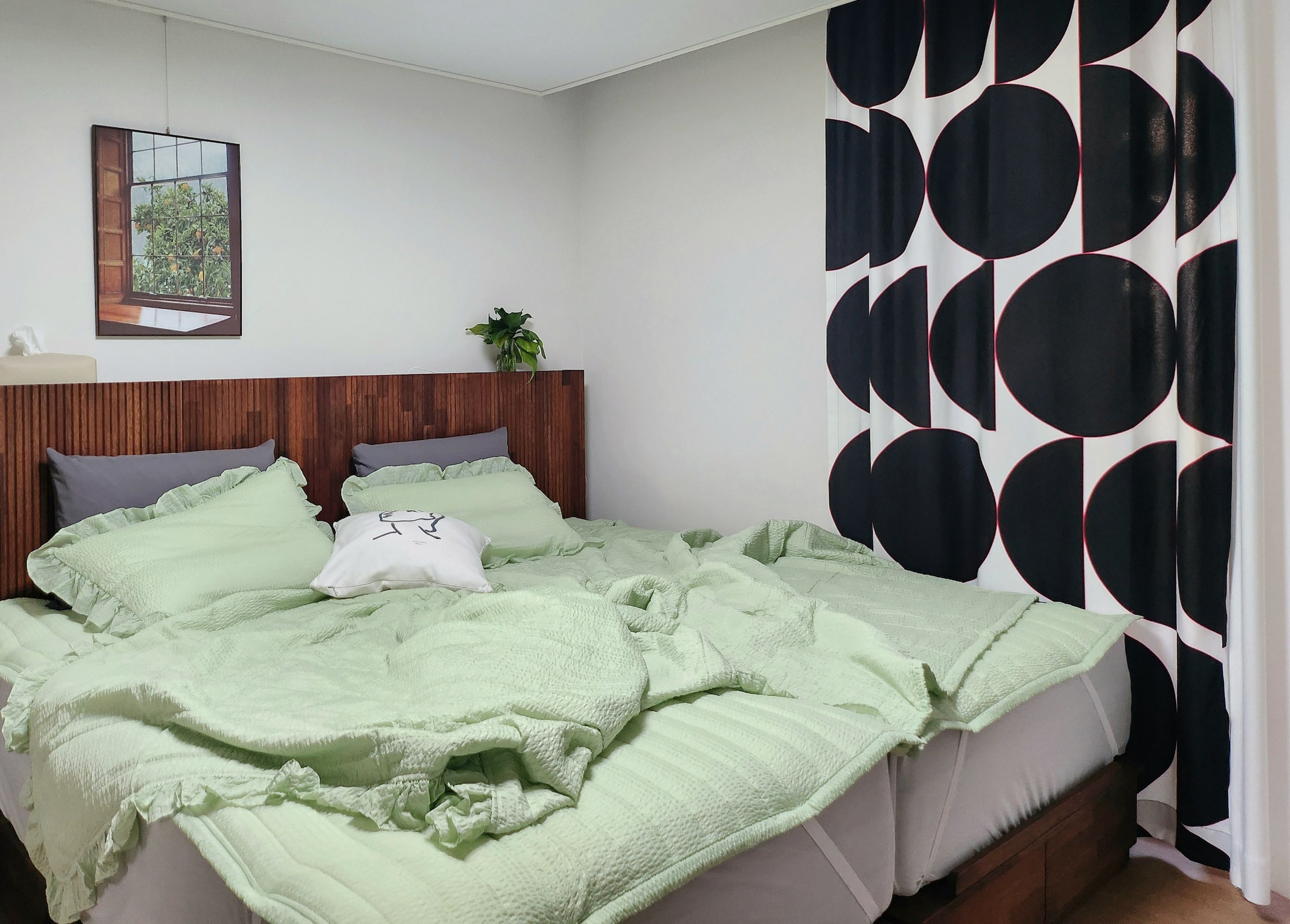 Pop Frill Seersucker Summer Comforter & Pillowcase Set user photo