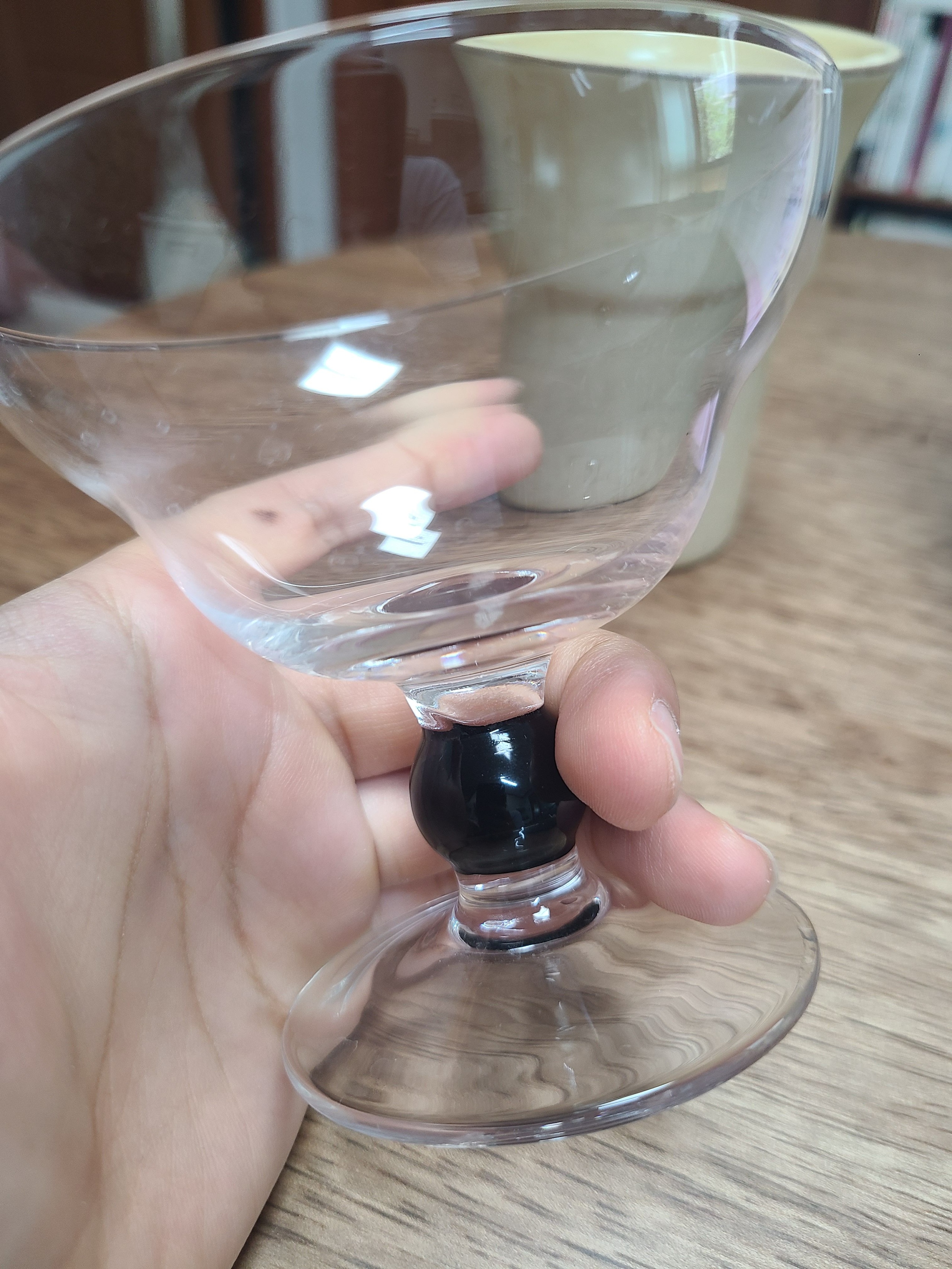 Rove Black Wide Wine Glass user photo