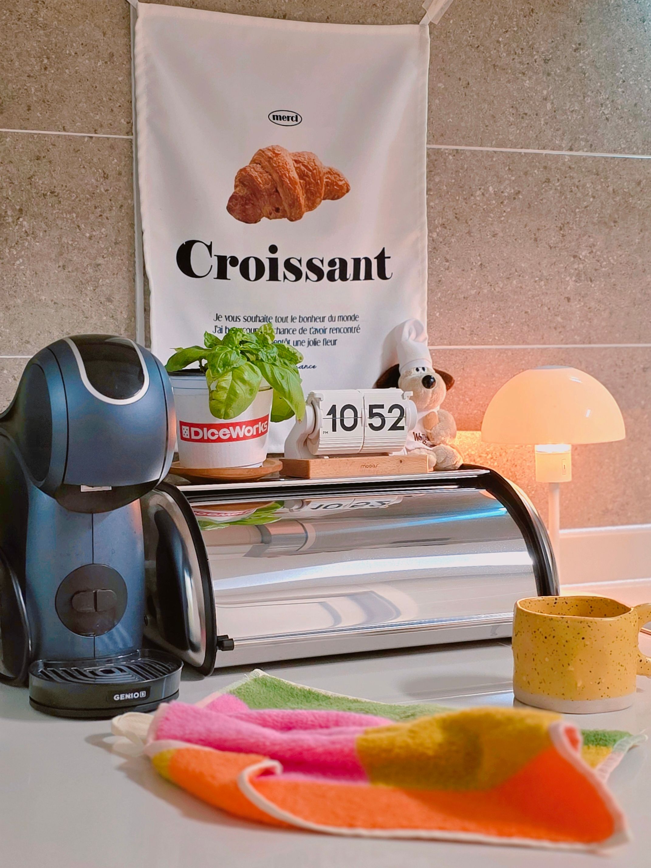 Roll-Up Stainless Steel Bread Box user photo