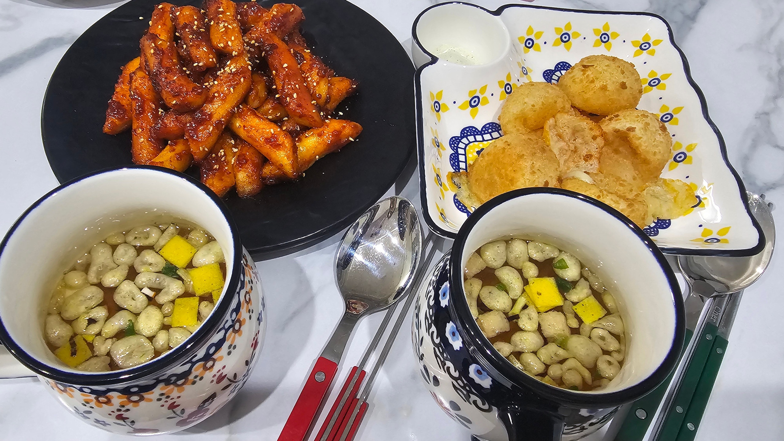 Floral Square Serving Plate Set with Sauce Dish (2-Piece) user photo