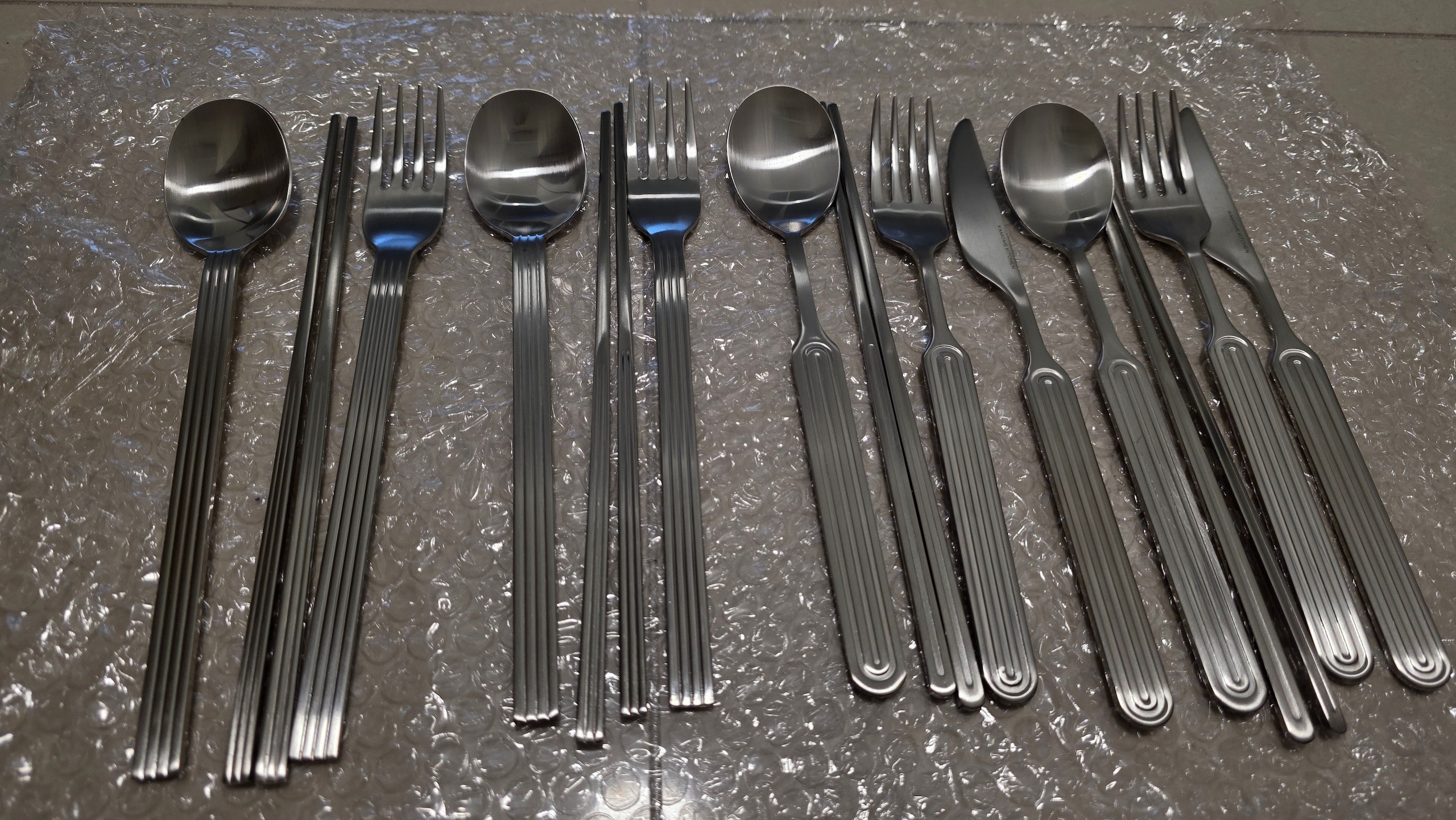 Ridge Stainless Steel Full Flatware Set for 2 (8-Piece) user photo