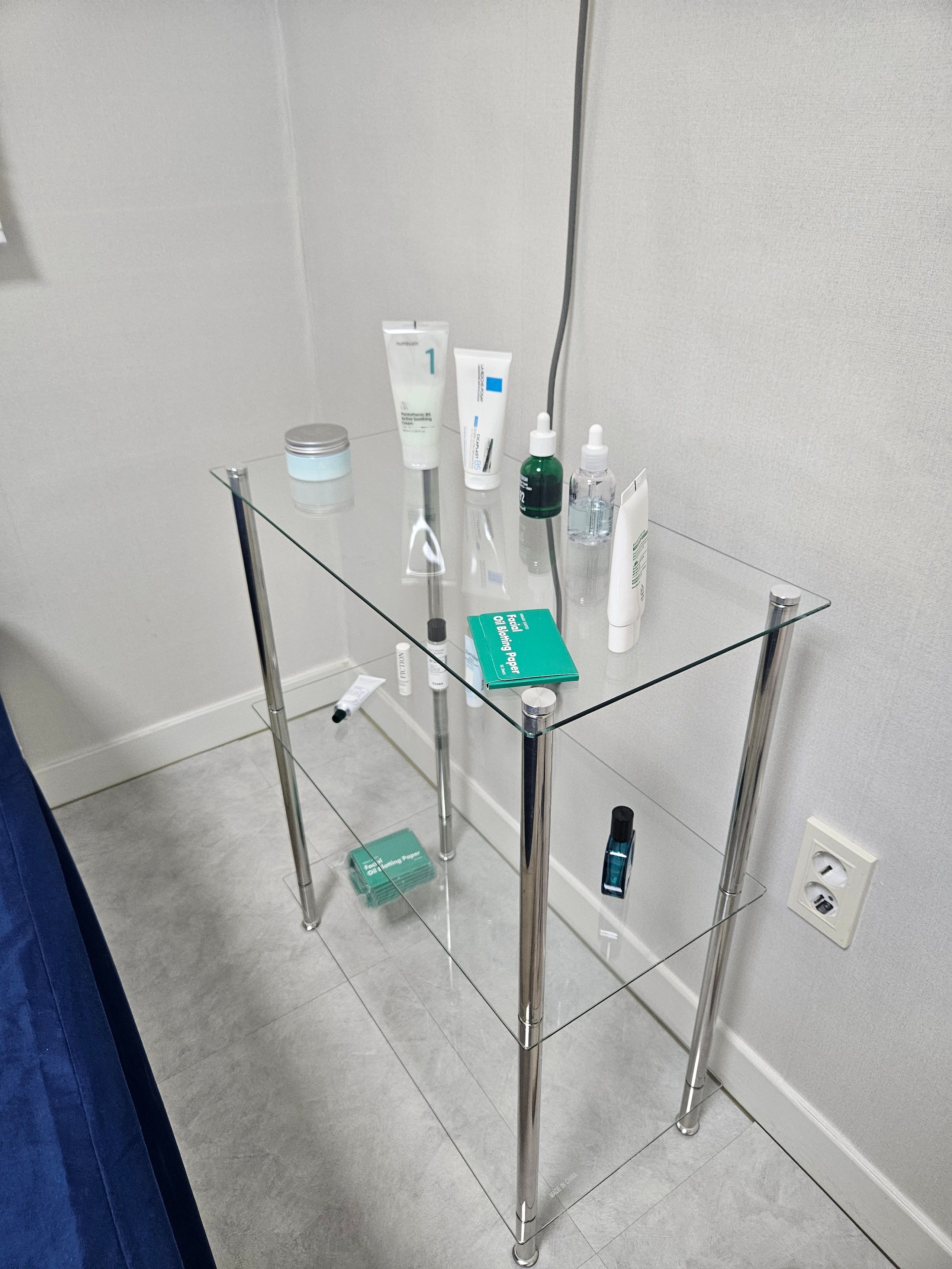 Mid-Century Modular Glass Shelf user photo