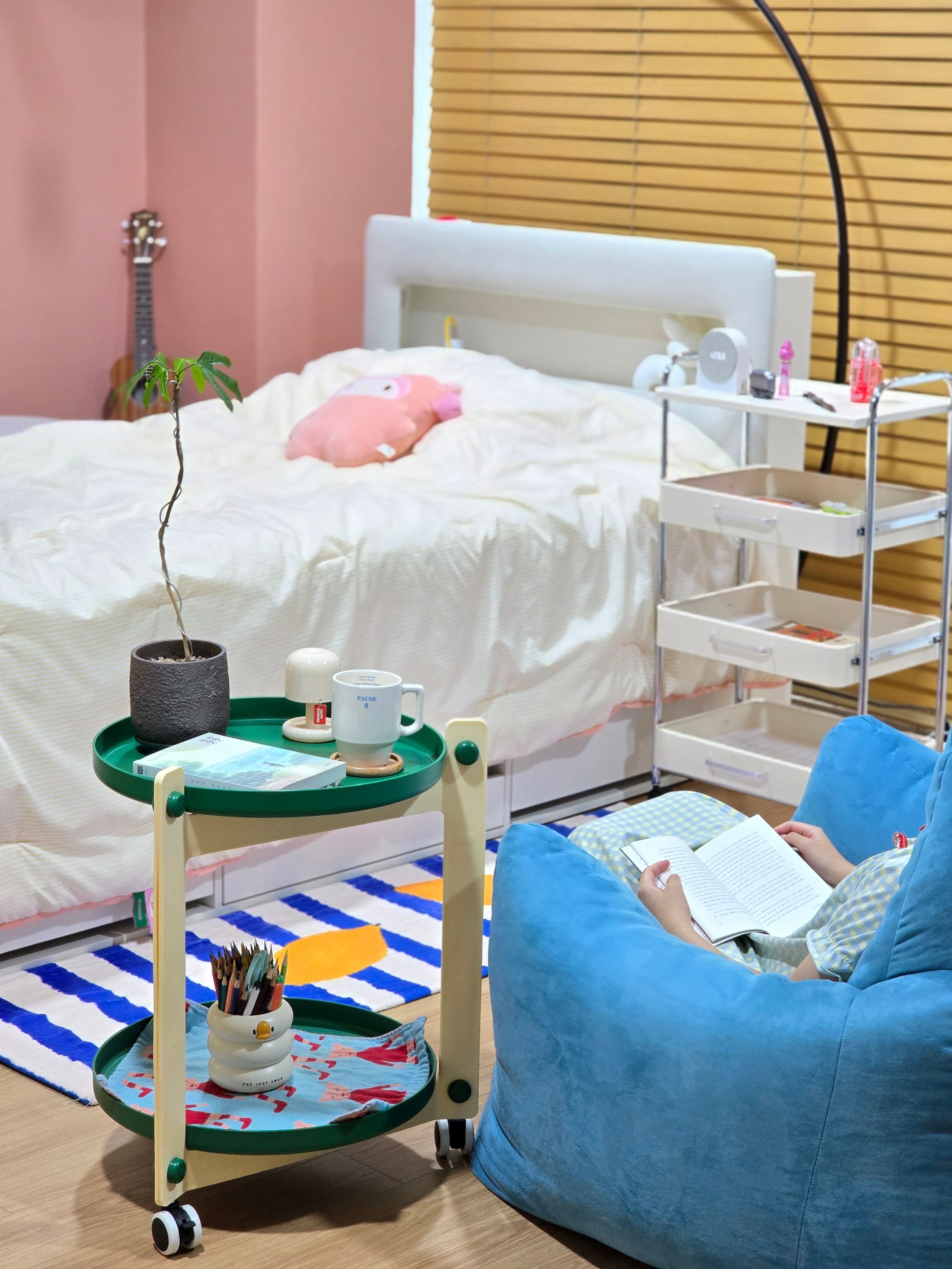 Modo Rolling Side Table user photo