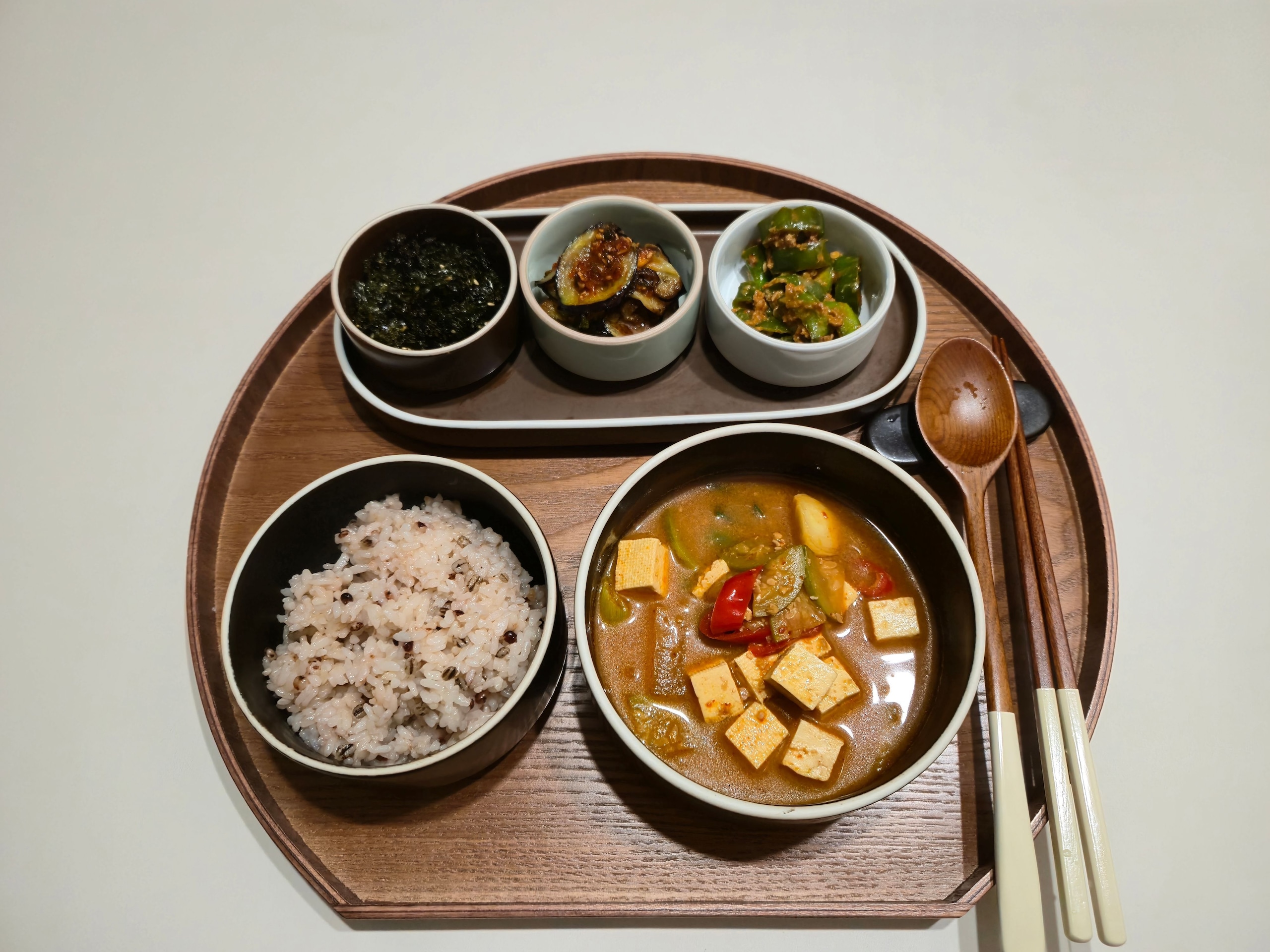 Olhum Korean Dinnerware Set for 2 (13-Piece) user photo