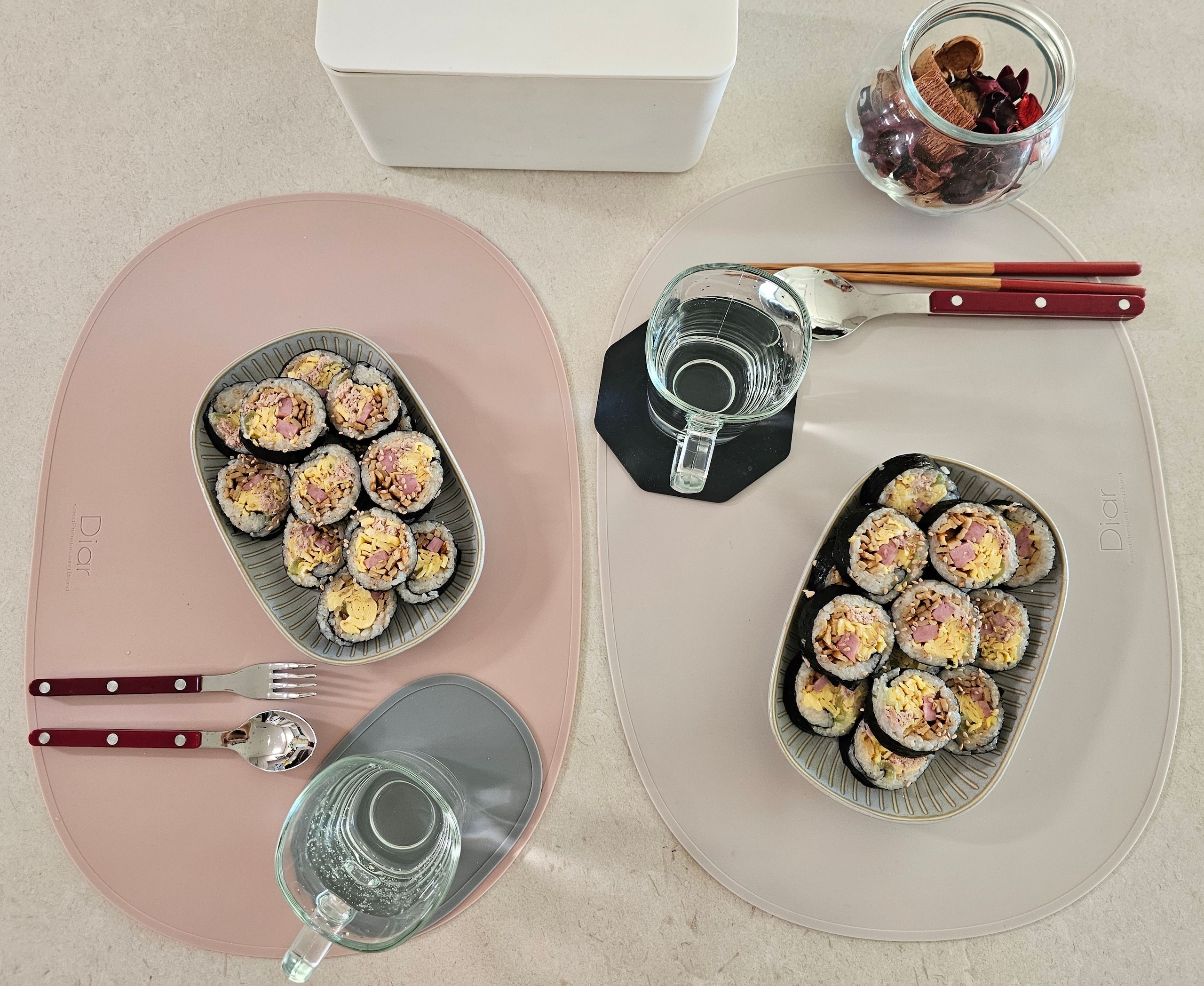 Everyday Collection Soft Rectangle Plate (Set of 2) user photo