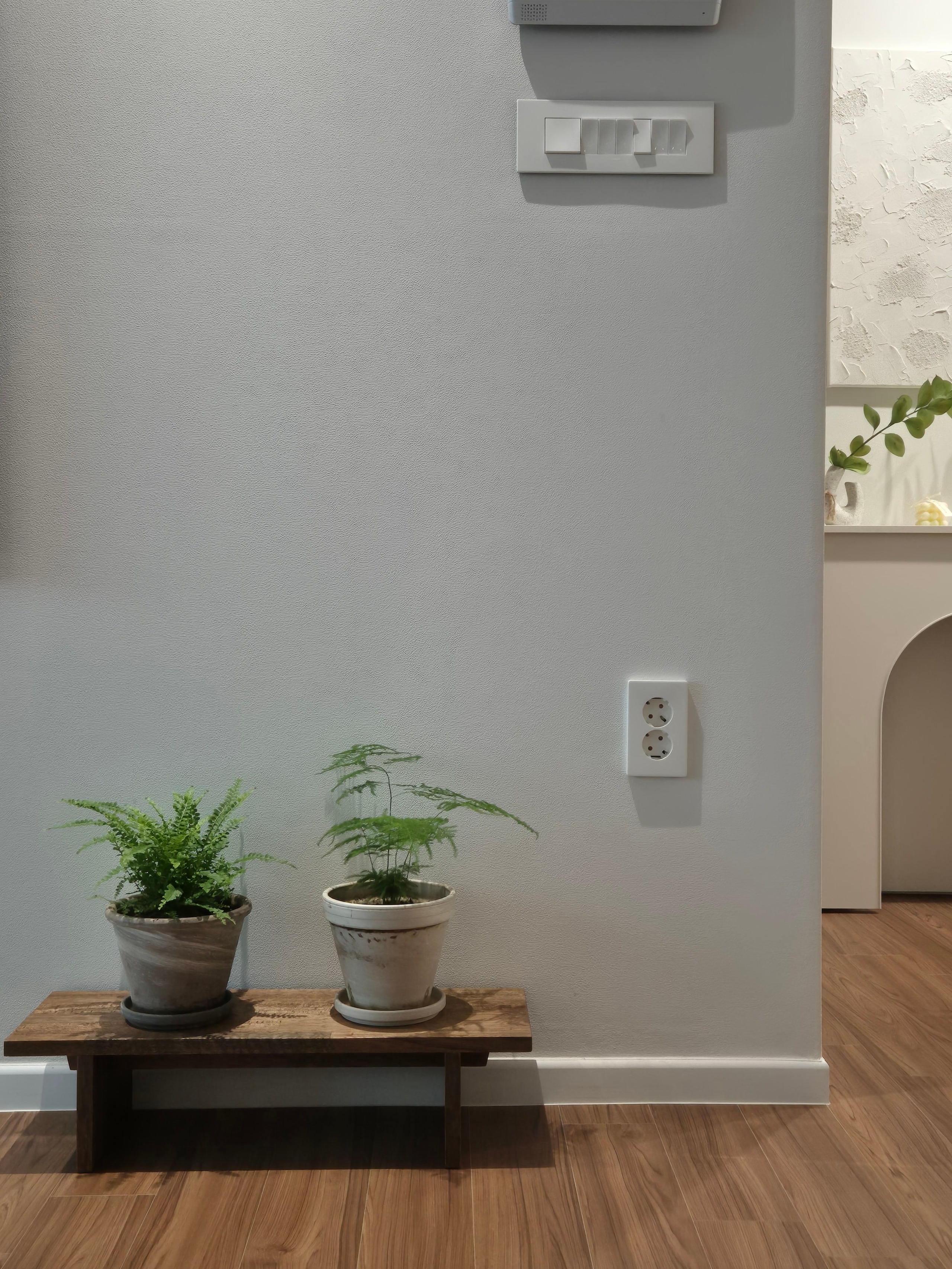 Wooden Plant Shelf user photo