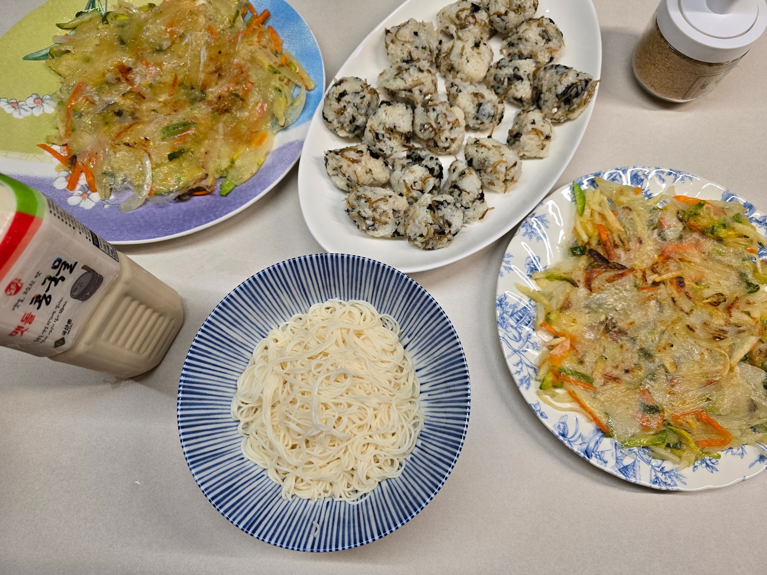 Japanese Noodle Bowl Set of 2 user photo