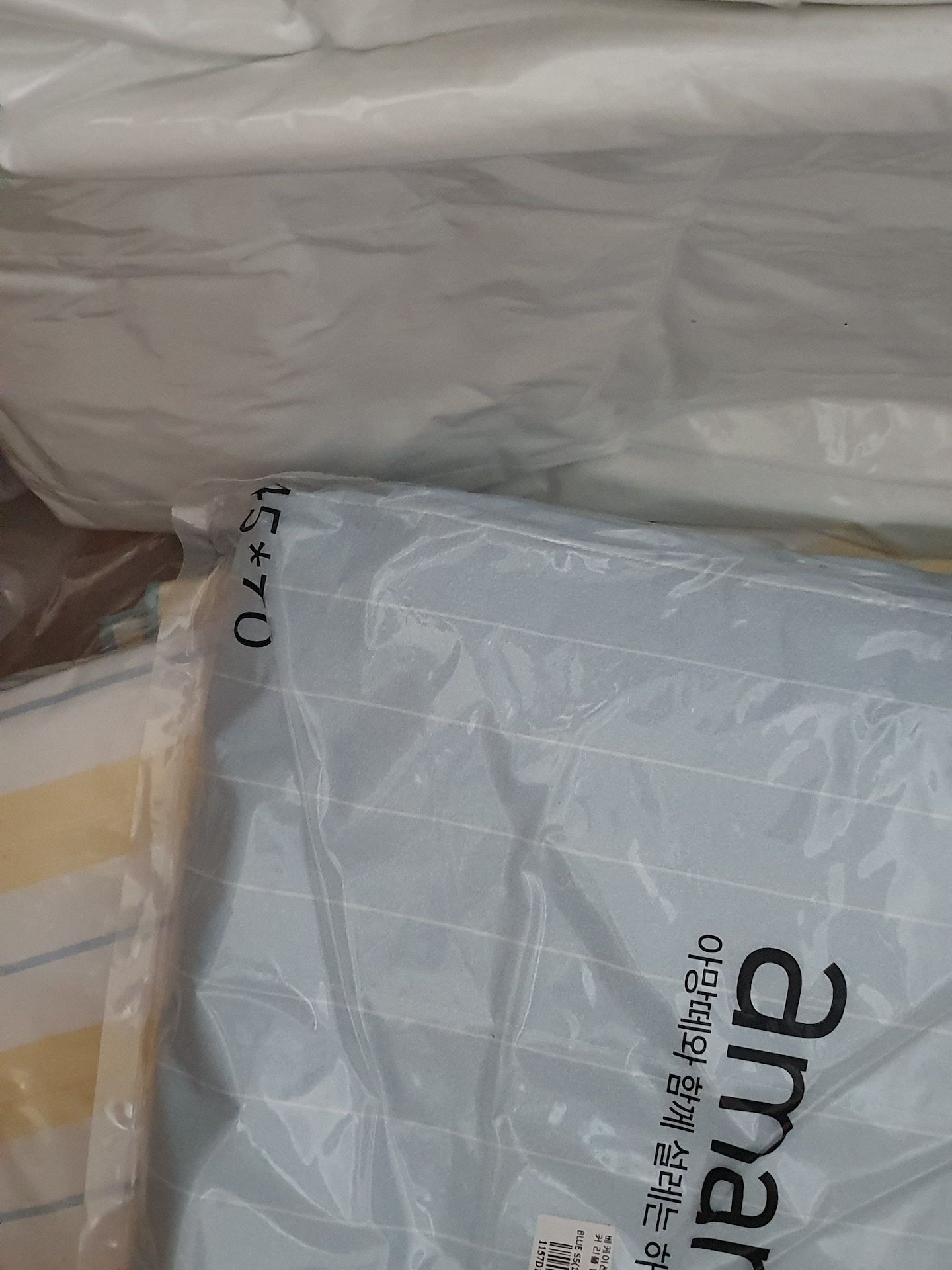 이불 > 60수면아사x스노우시어서커 베케이션 여름이불세트 SS/Q/K 6컬러 | 오늘의집 쇼핑