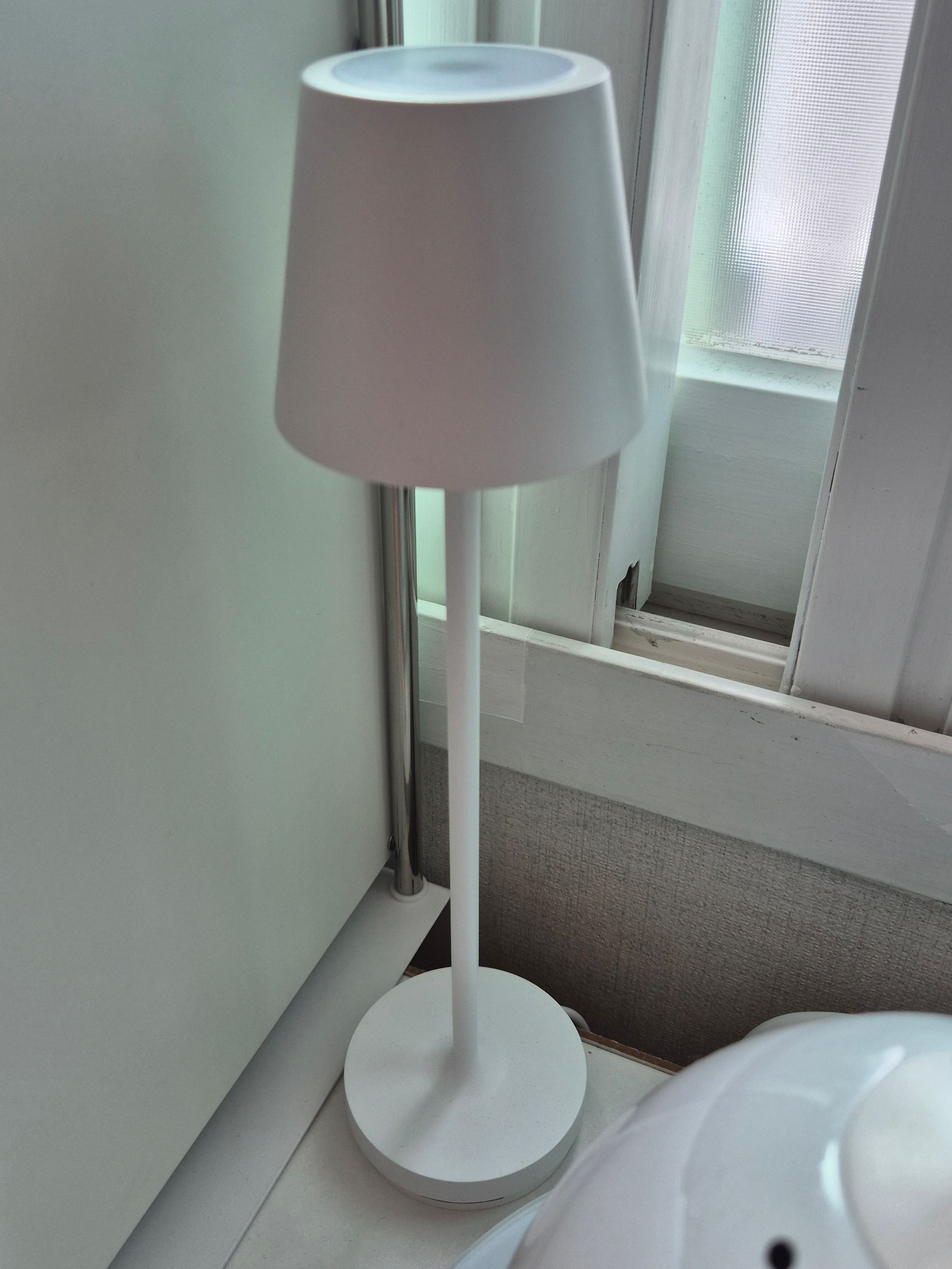 White LED Rechargeable Table Lamp user photo