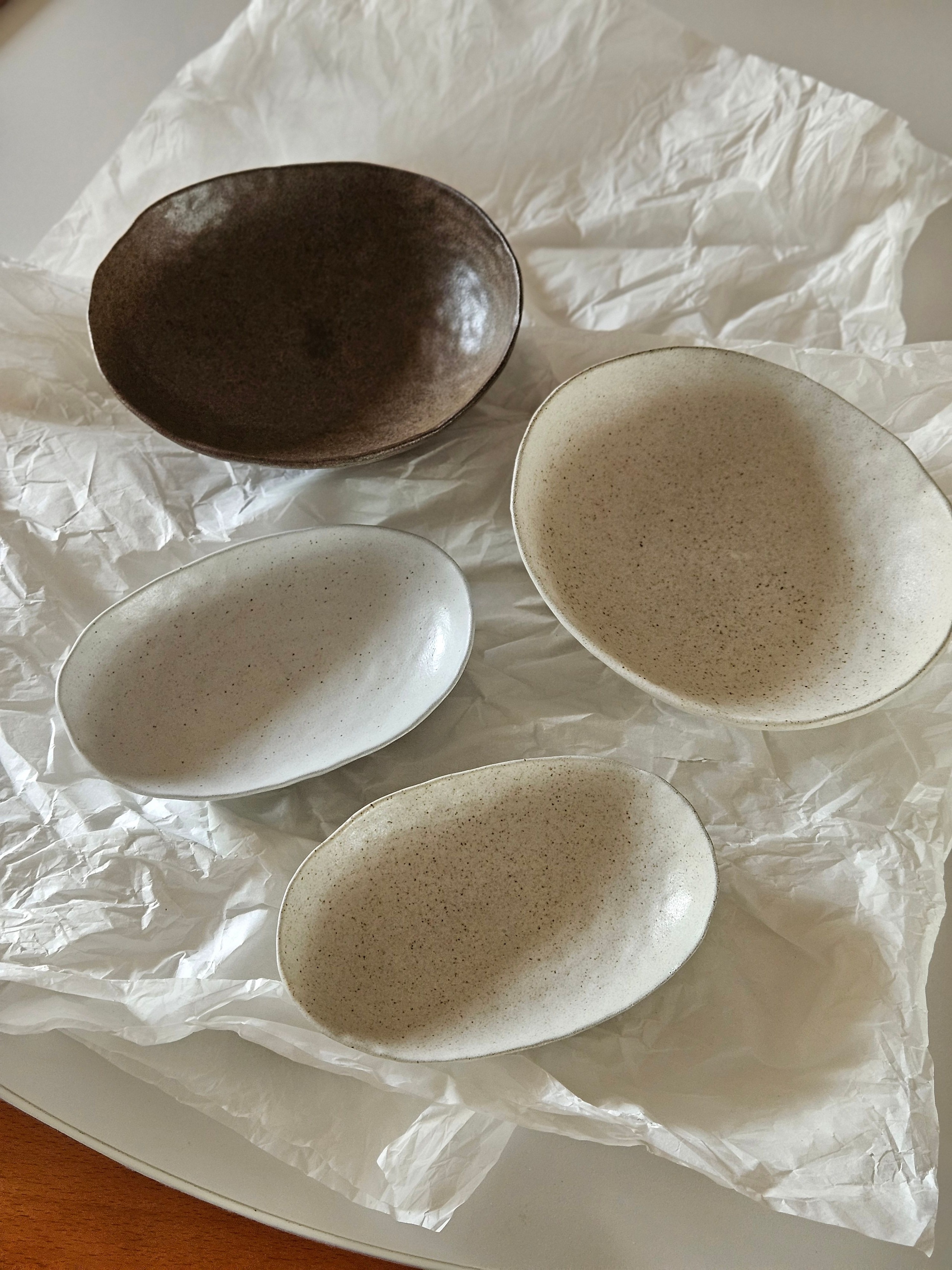 Neoul Handmade Footed Oval Pasta Bowl – Medium user photo