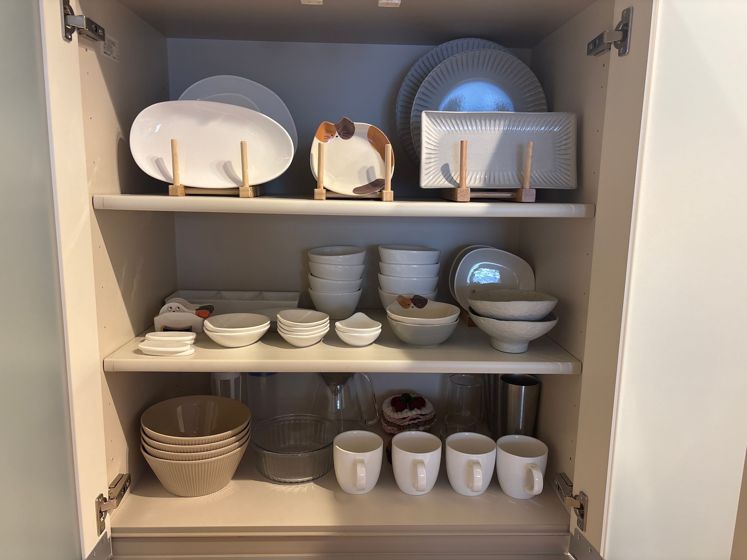 Cream White Pebble Dinnerware Set for 2 user photo