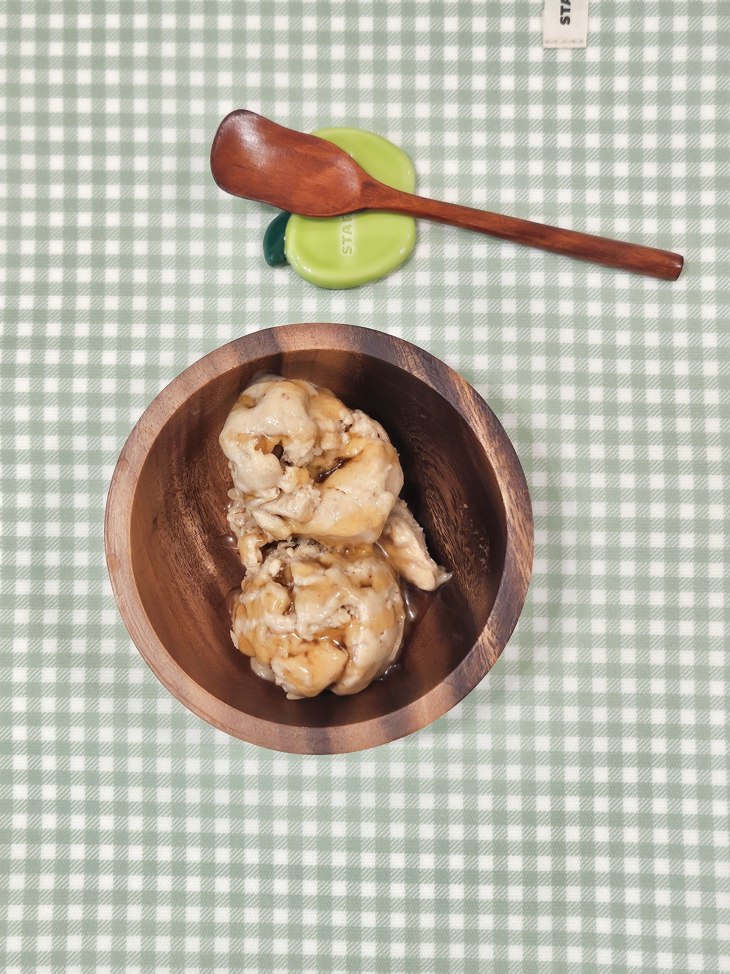 Wood Yogurt Bowl & Spoon Gift Set (4-Piece) user photo