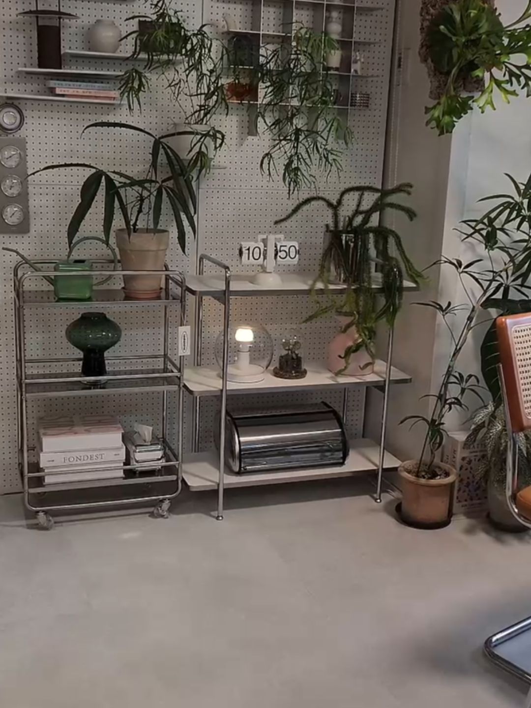 Roll-Up Stainless Steel Bread Box user photo