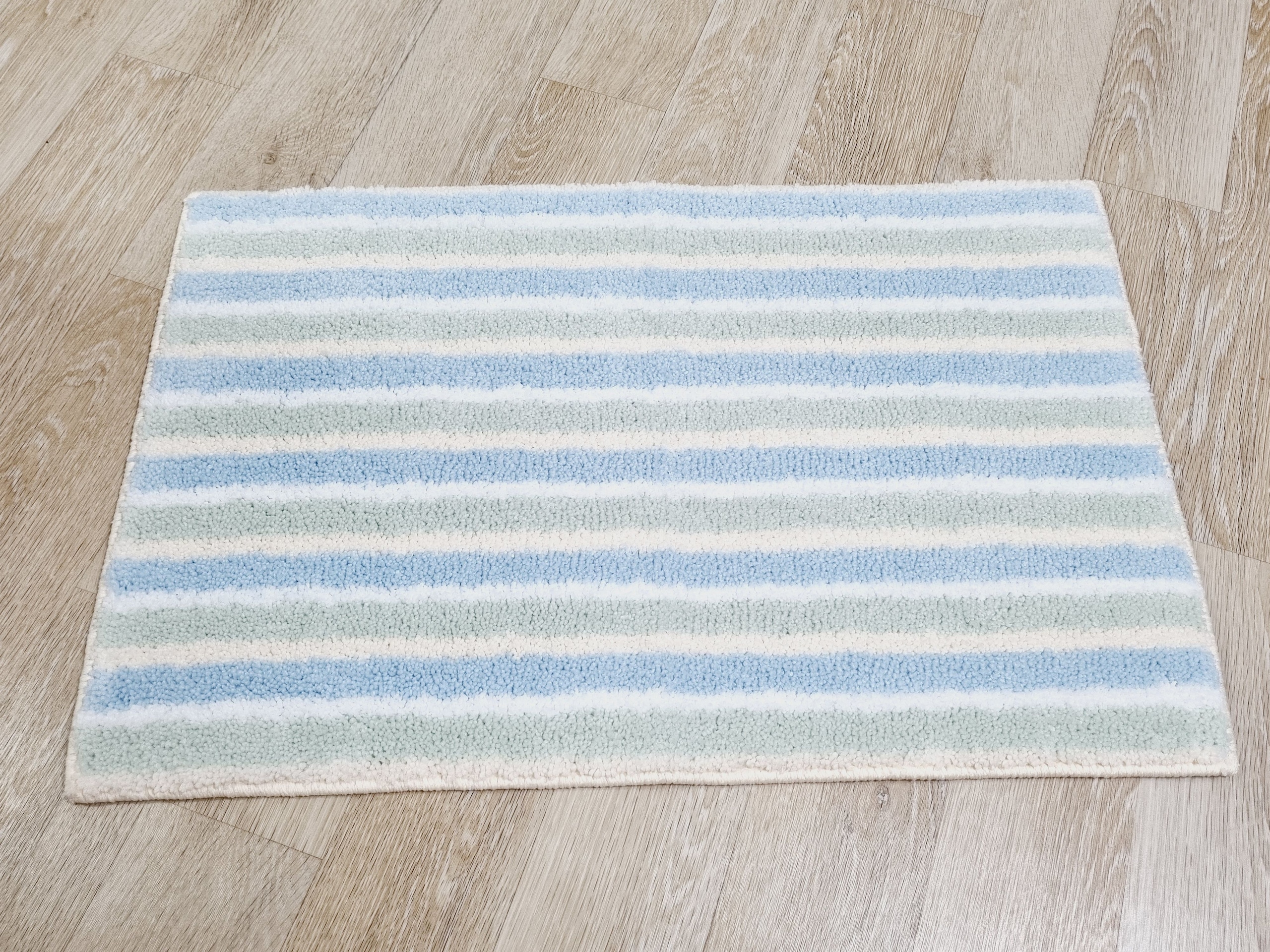 Apple Green Sherbet Tufted Rug user photo