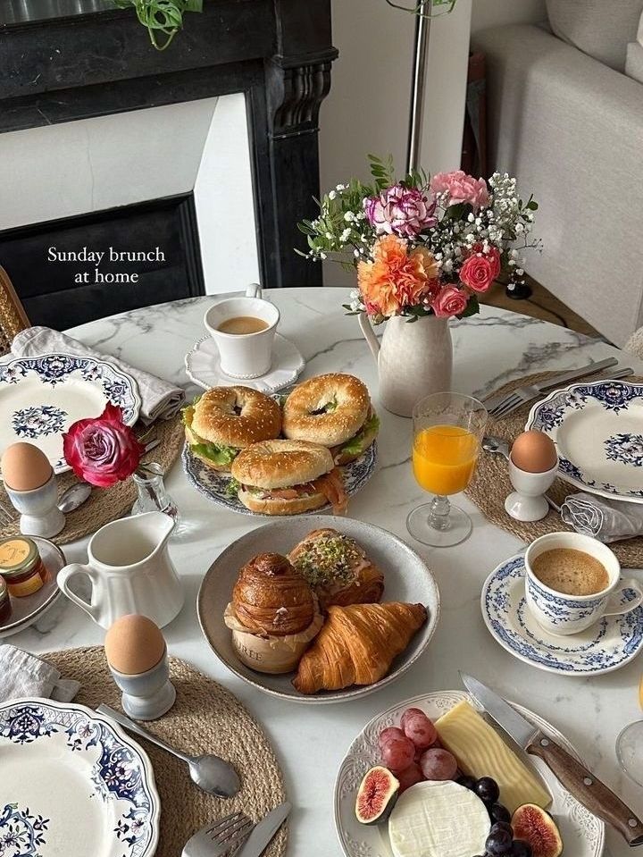 Baroque Ceramic Coffee Cup & Saucer Set user photo