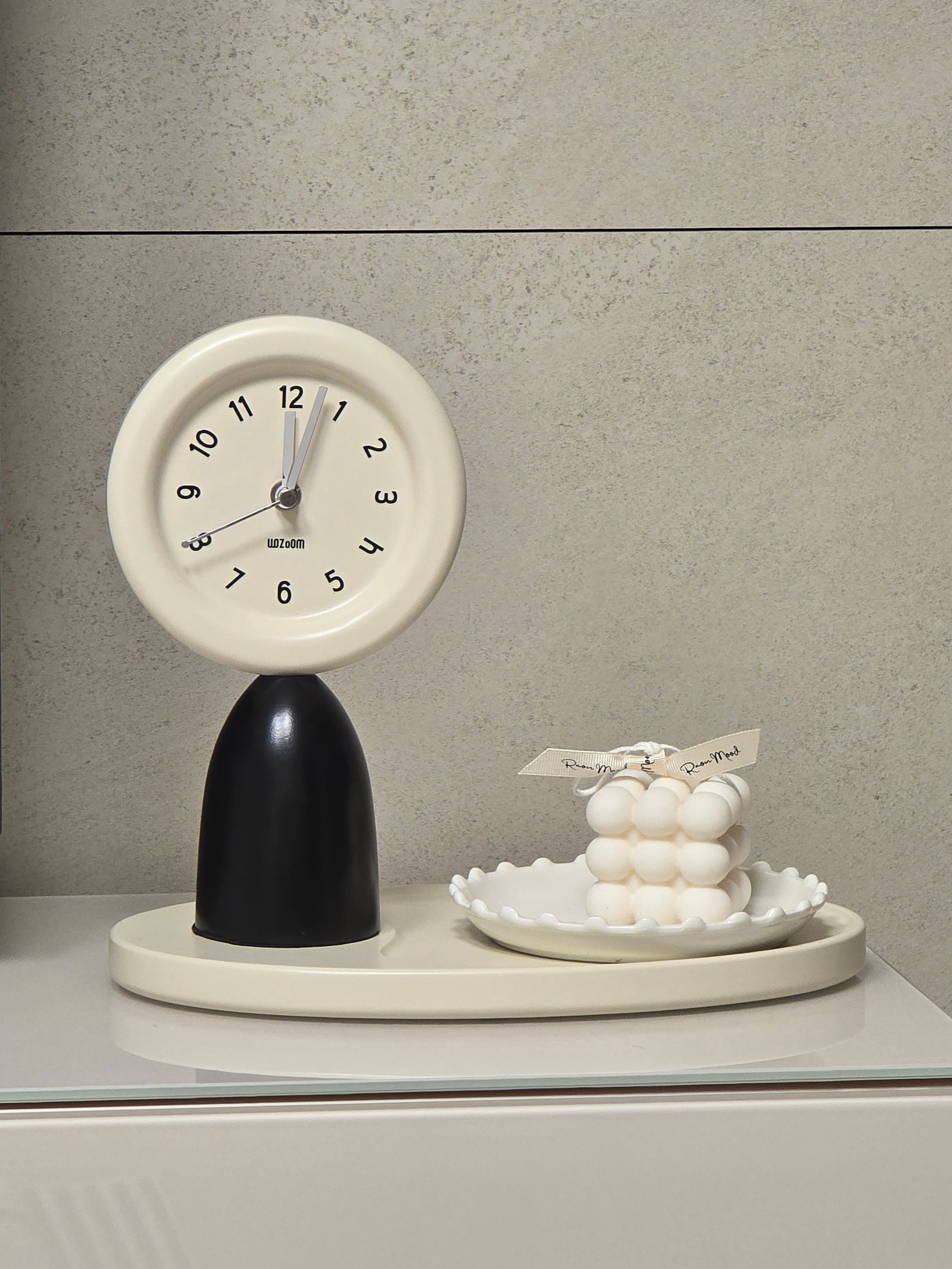 On My Mood Object Tray Table Clock user photo