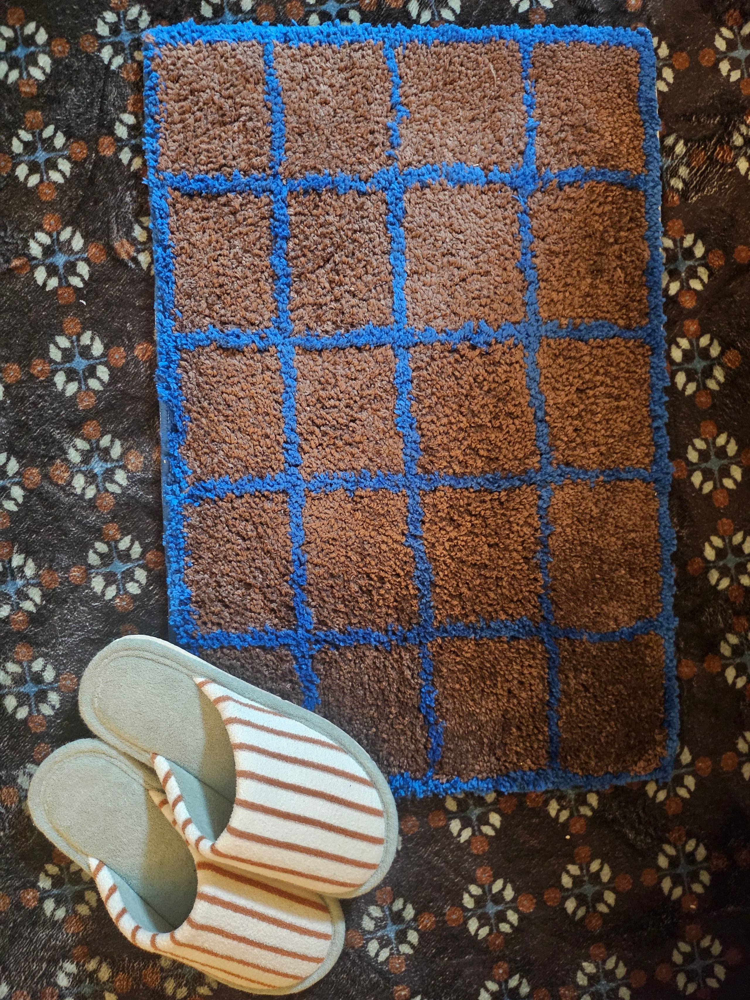 Joy Fuzzy Mini Rug user photo
