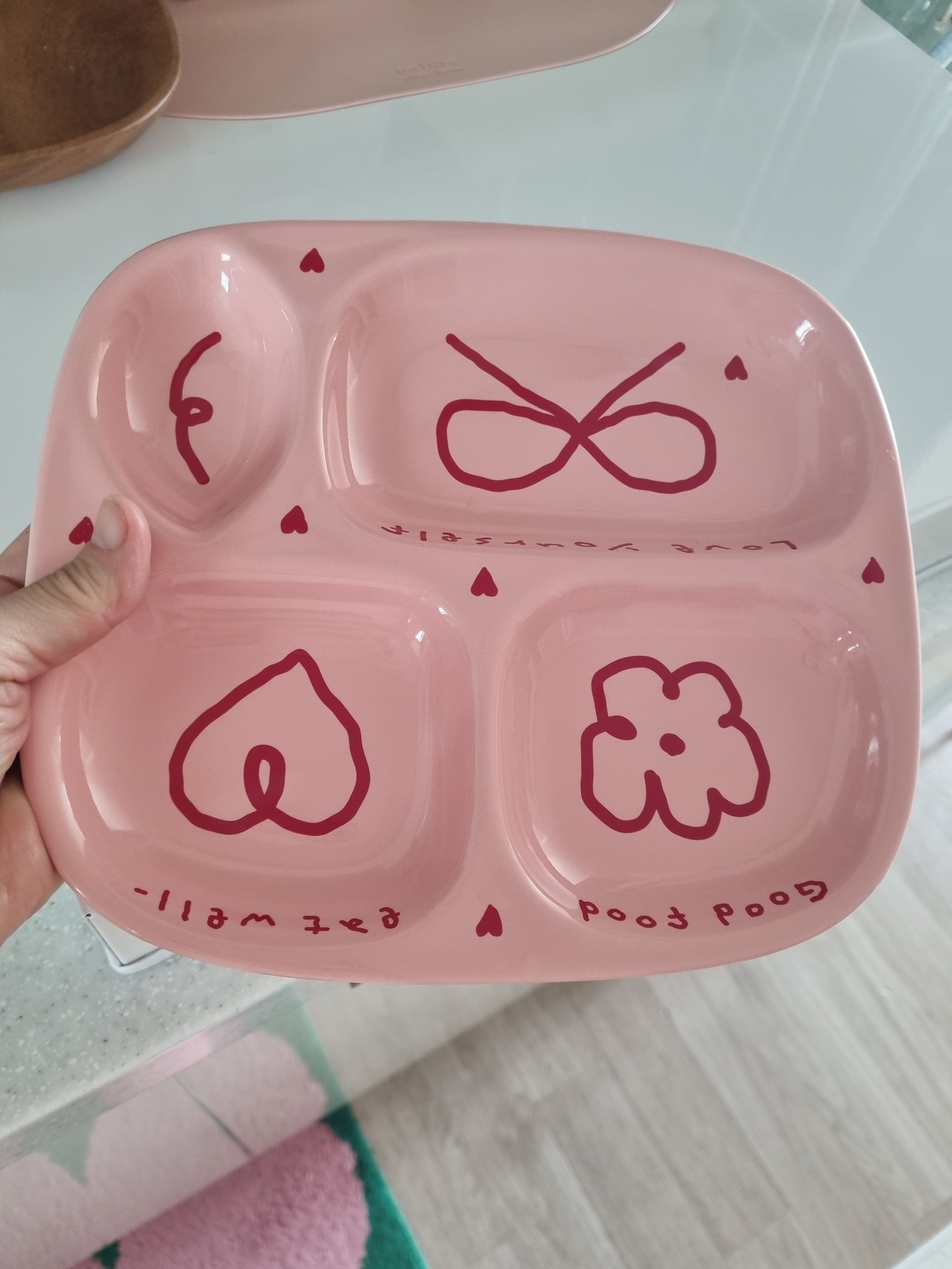 Pink Edition Ceramic Solo Meal Tray Set user photo