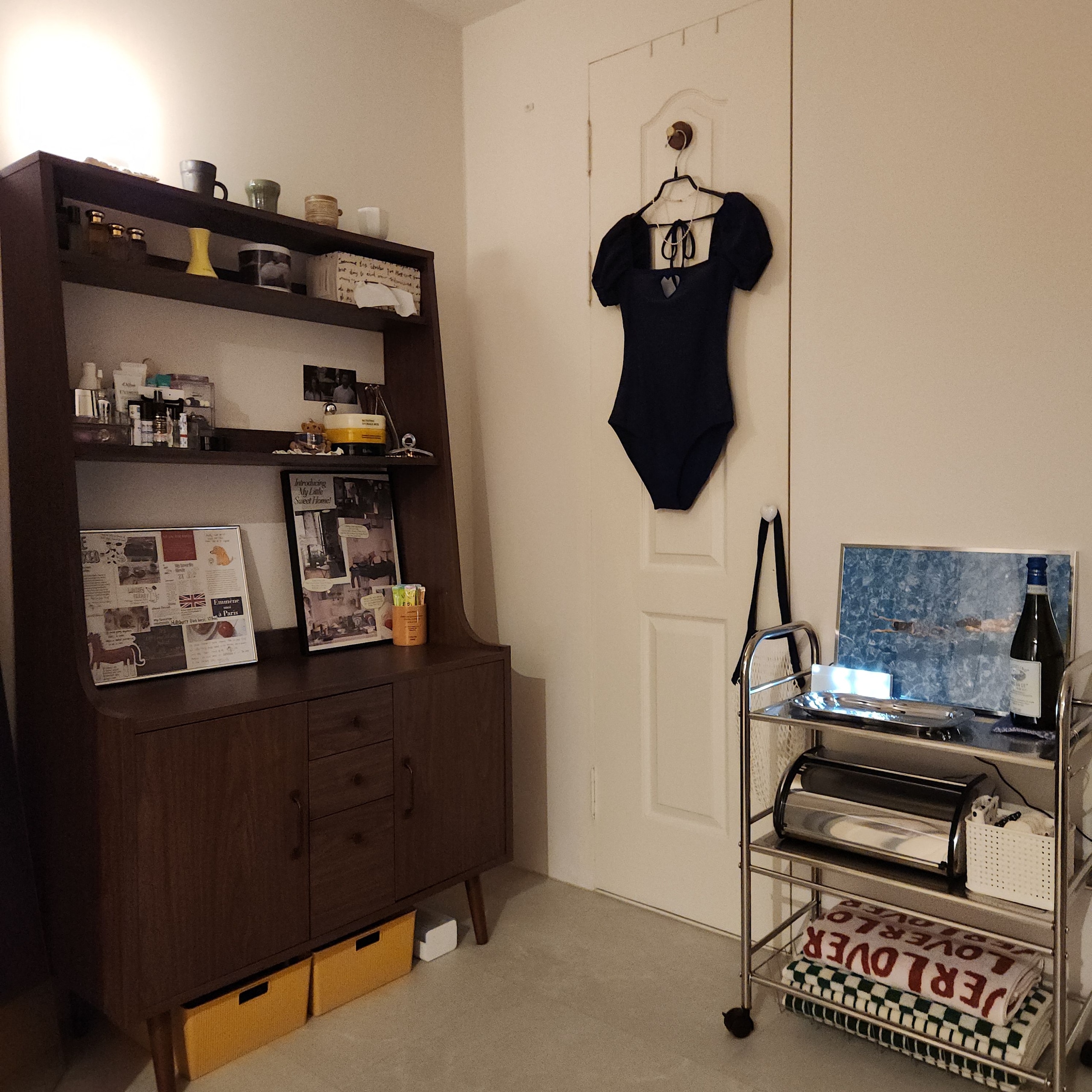 Roll-Up Stainless Steel Bread Box user photo