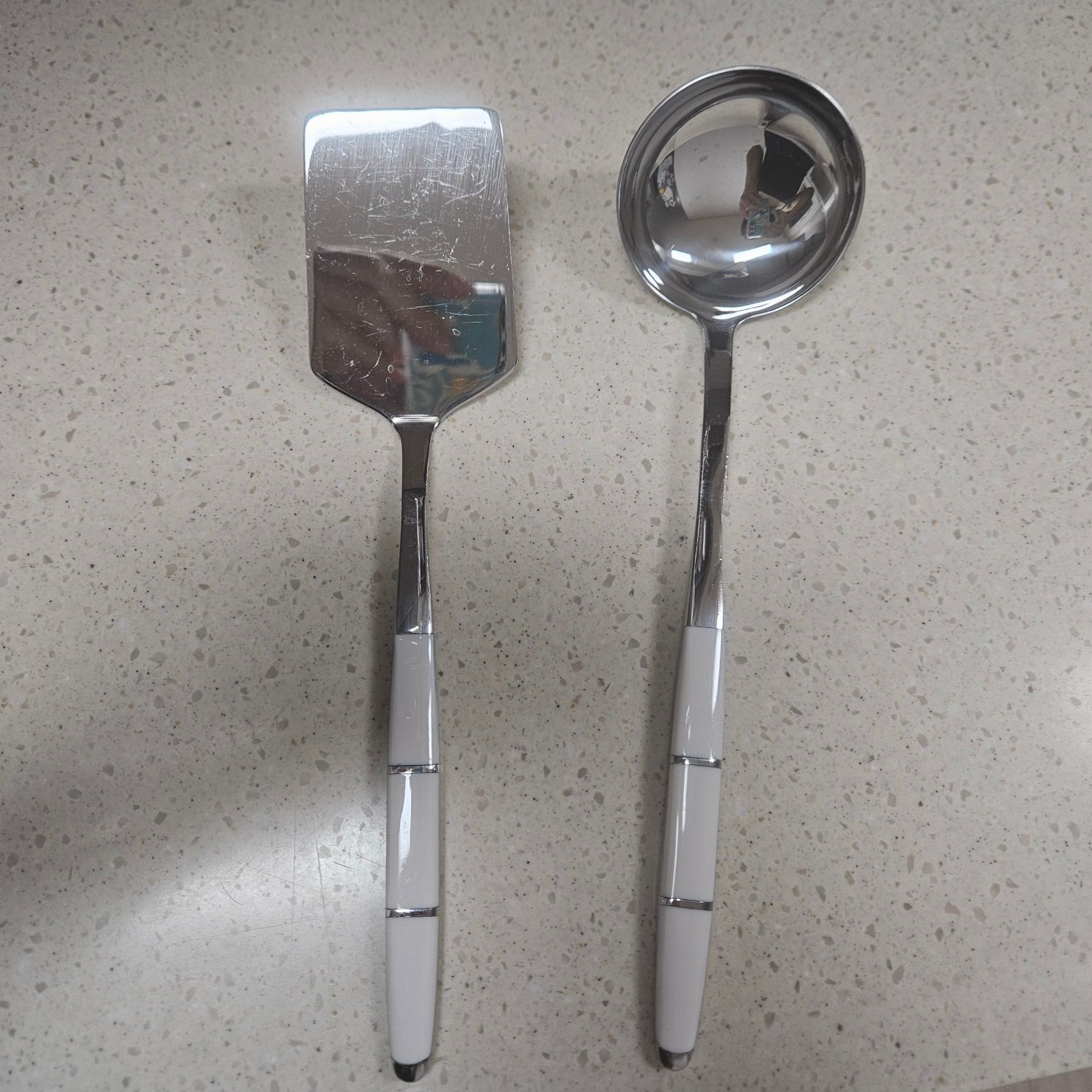 Urbain Stainless Steel Cooking Spatula user photo