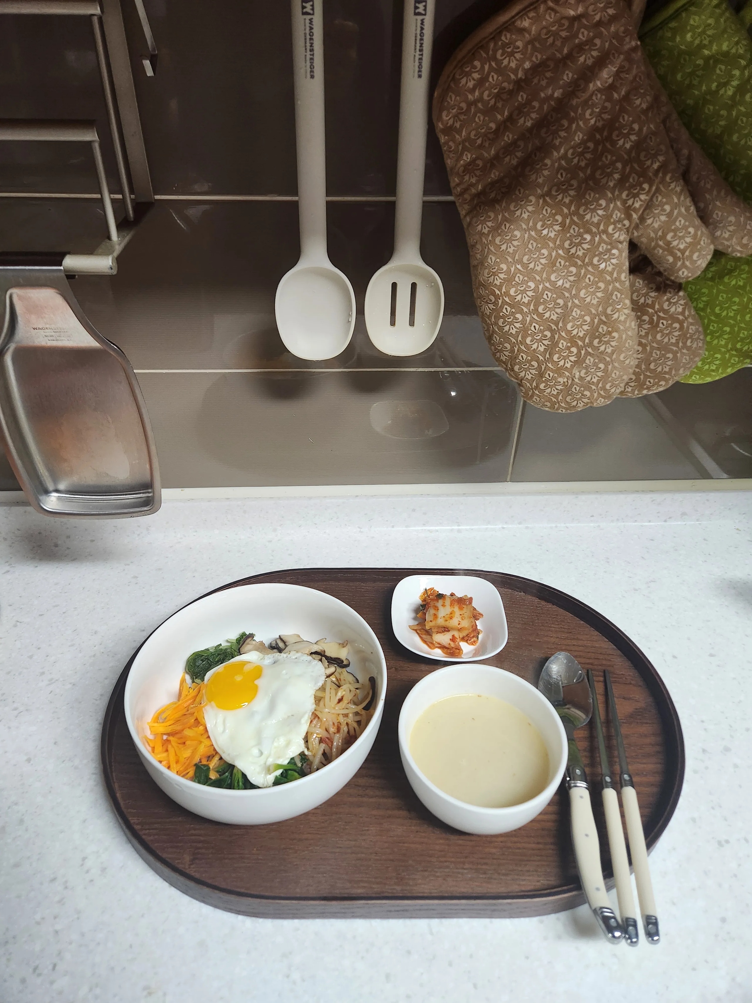 Laguiole Flatware & Chopsticks Set for 2 (8-Piece) user photo