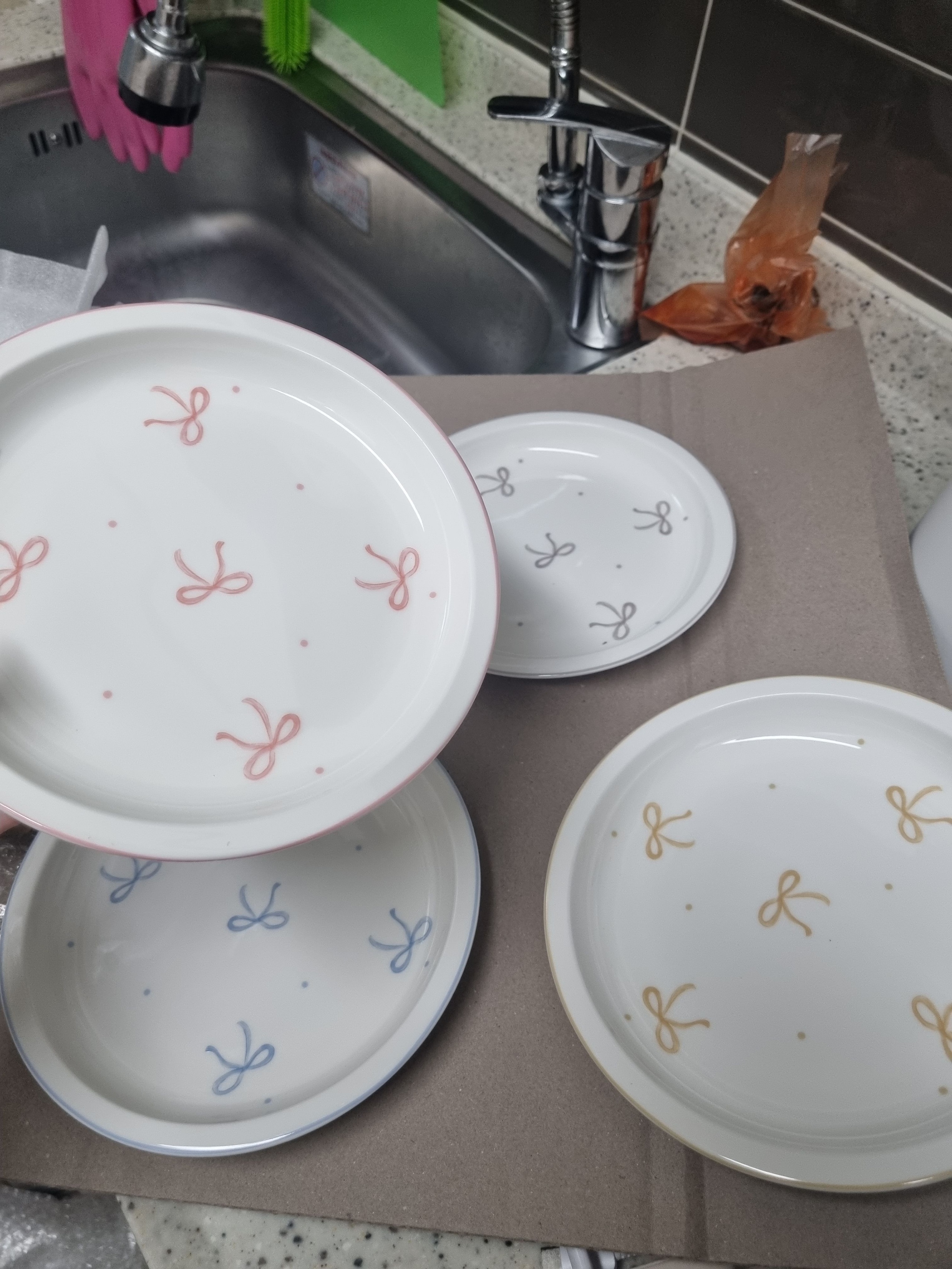 ON Pastel Ribbon Dessert Plate Set (4-Piece) user photo