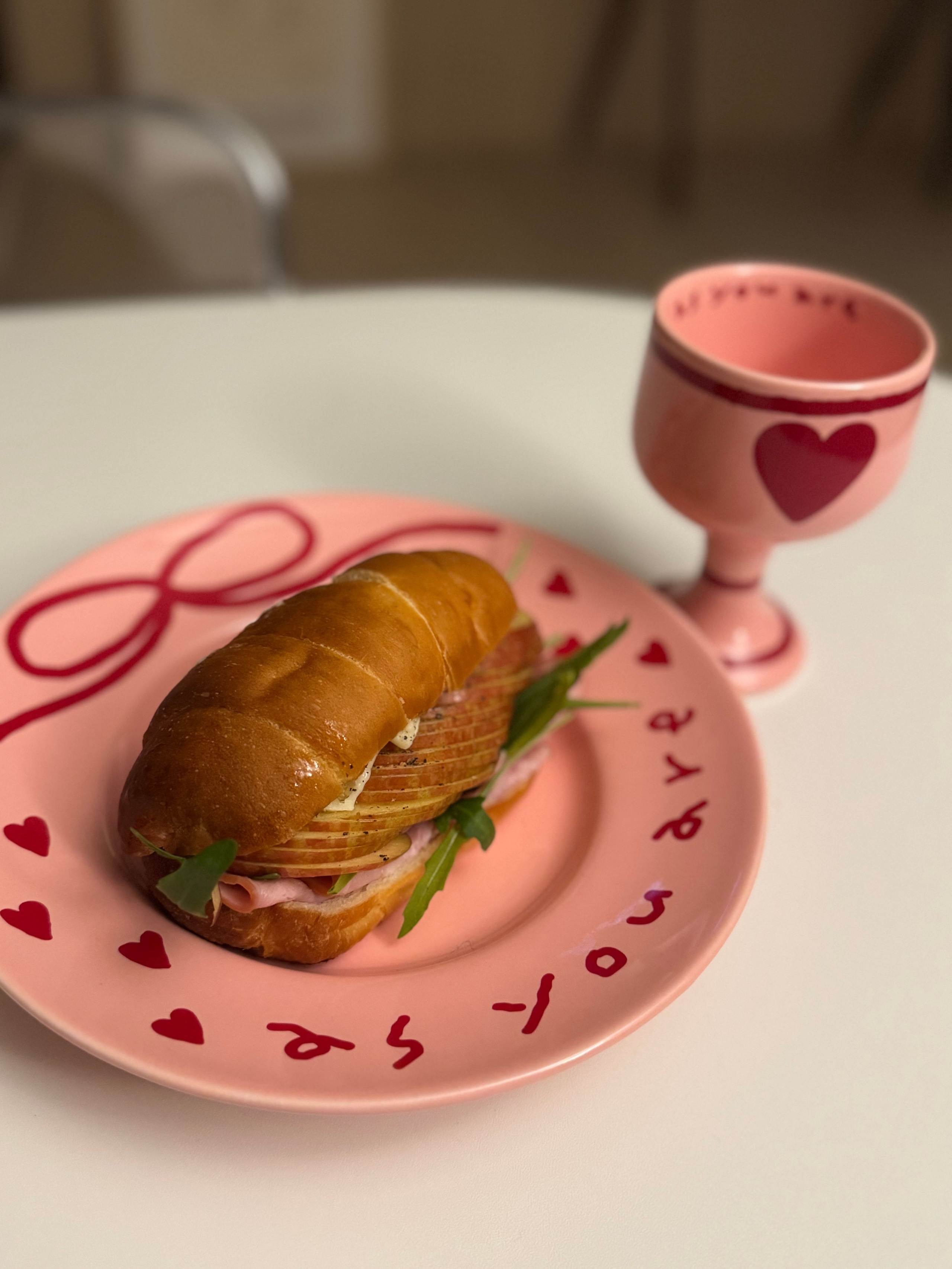 Pink Edition Ceramic Heart Salad Plate with Dressing Cup user photo