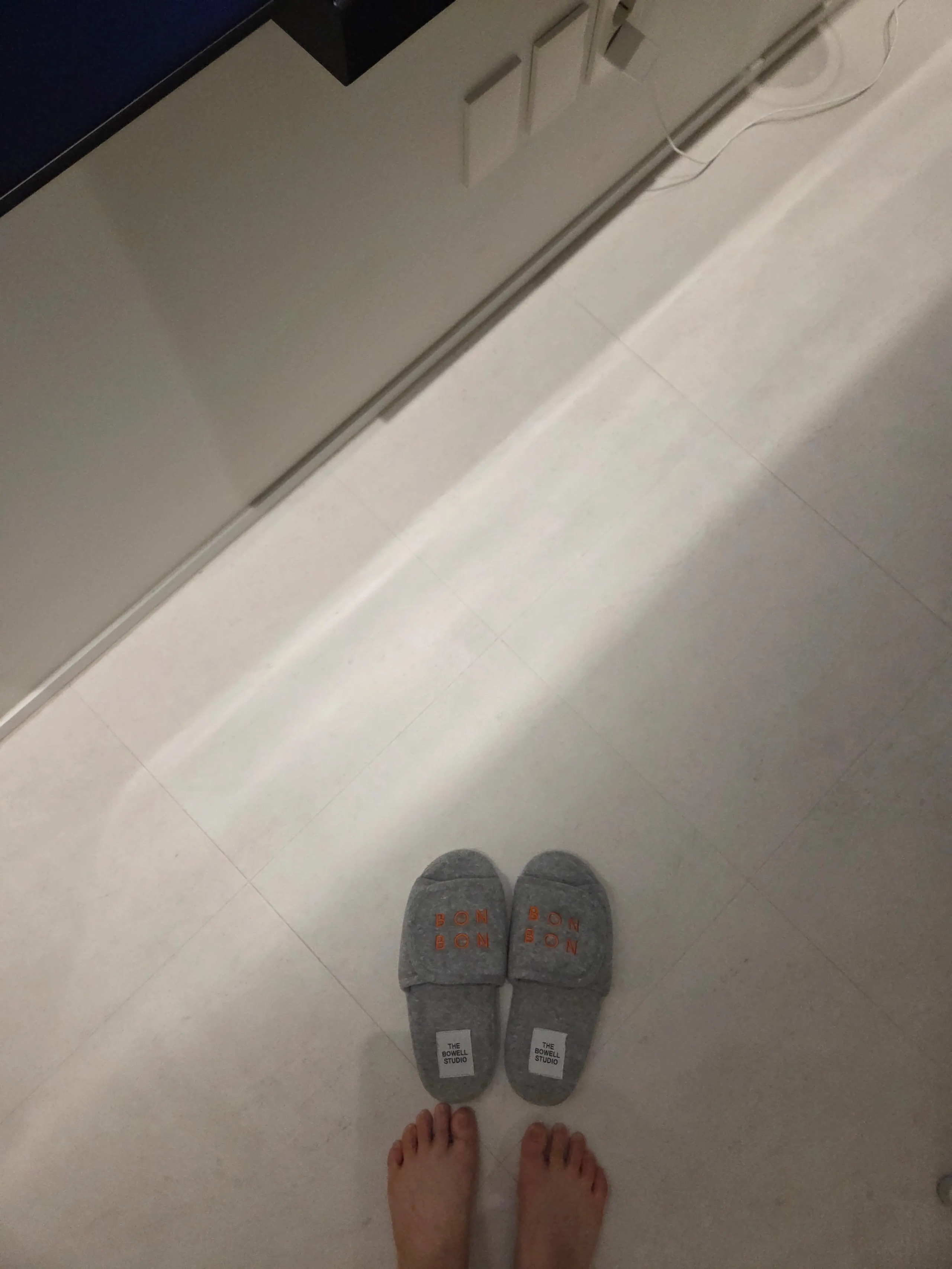BWTZ Terry Velcro Memory Foam House Slippers user photo