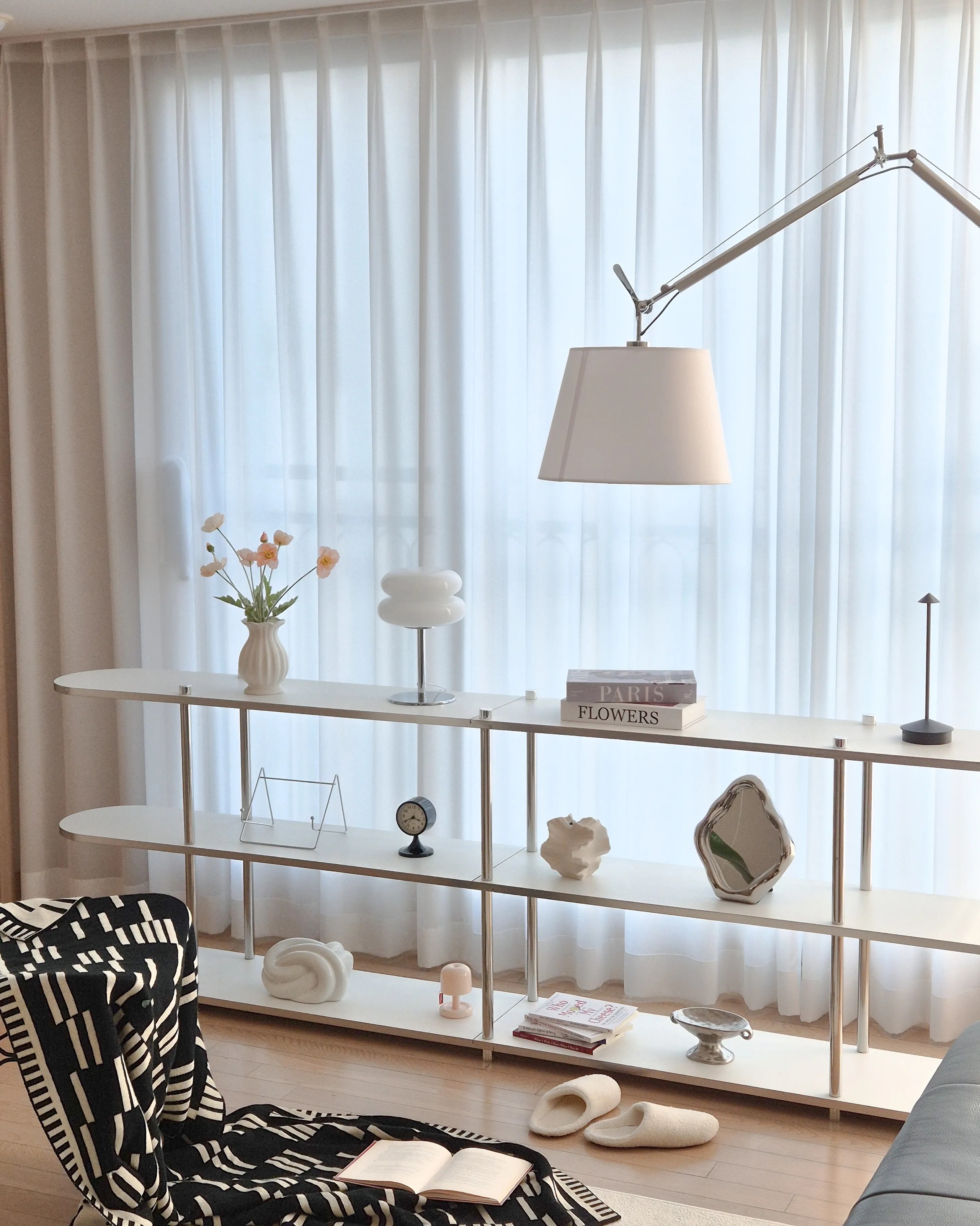 Sleek Modern Desk Lamp user photo