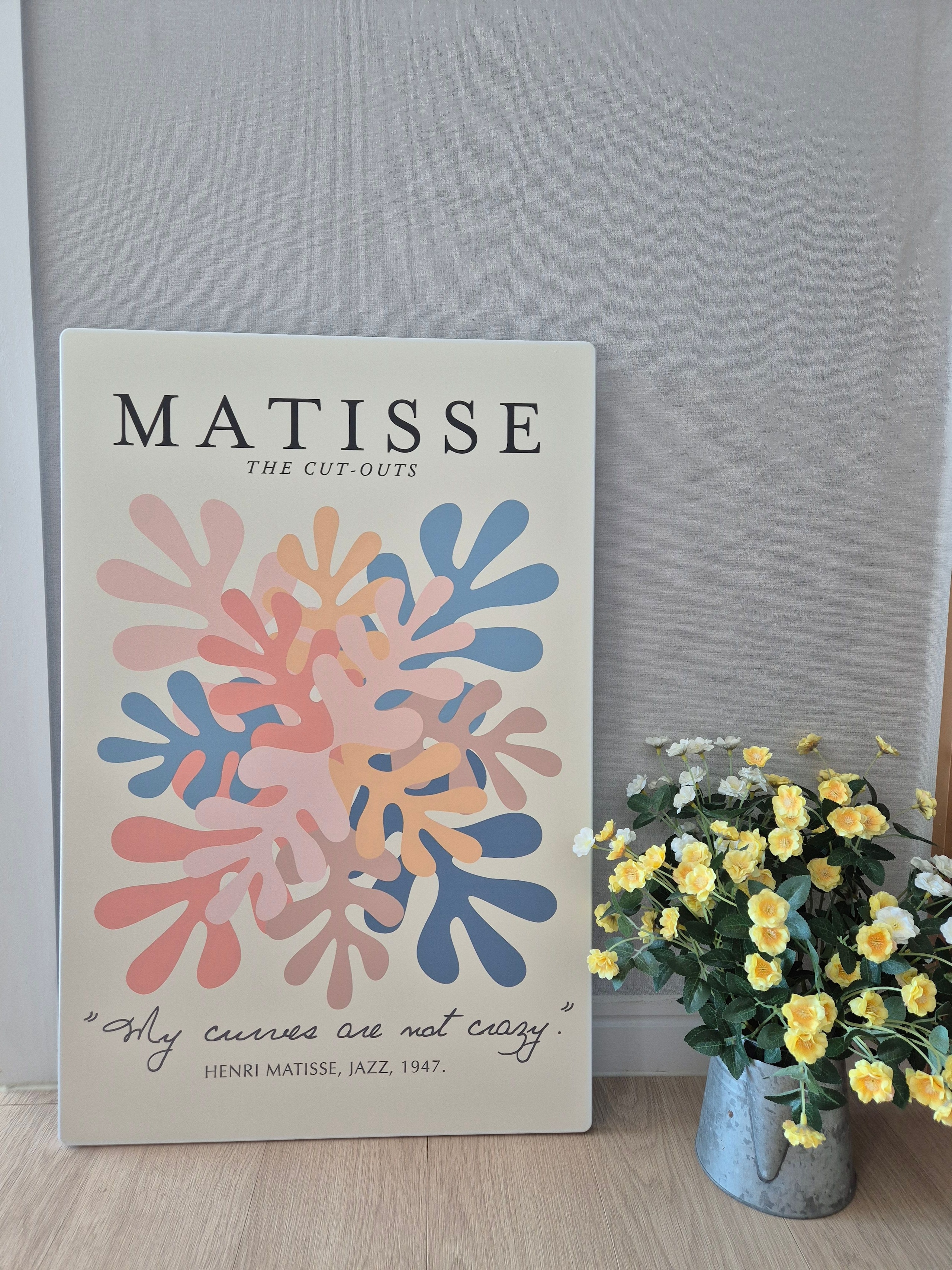 Foldable Henri Matisse Frame Table user photo