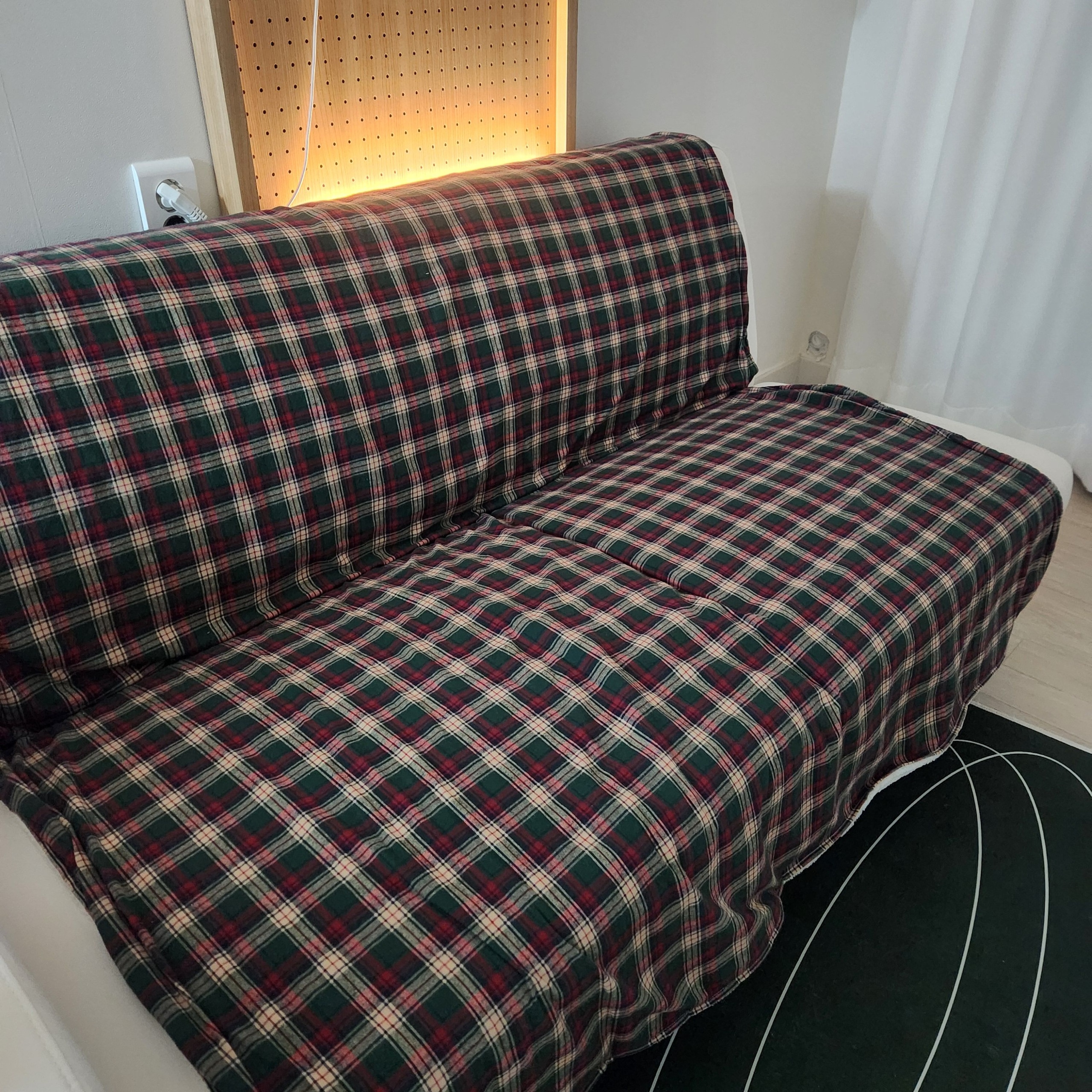 Holiday New York Check Microfiber Blanket user photo