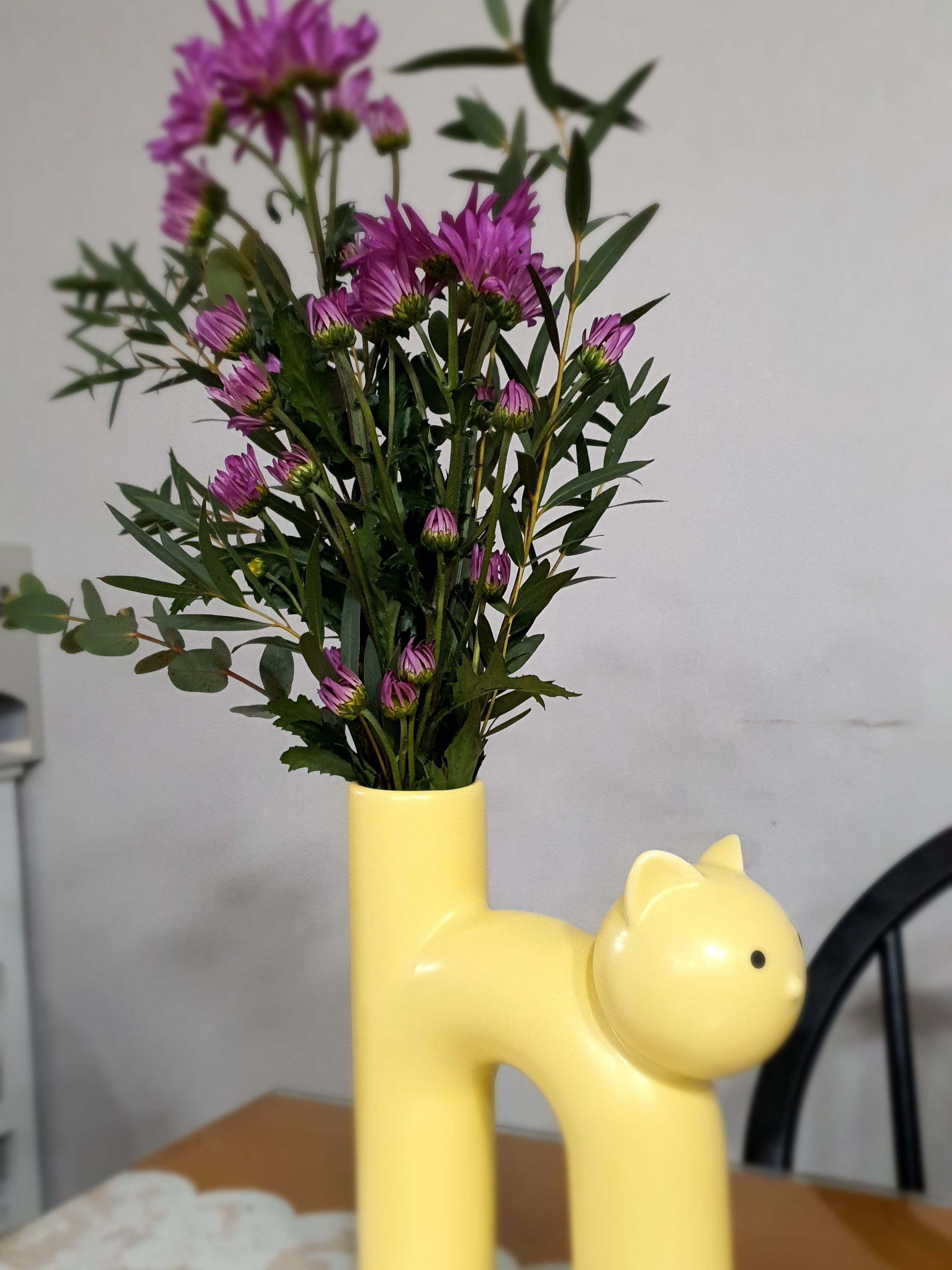 Cat Ikebana Ceramic Vase user photo