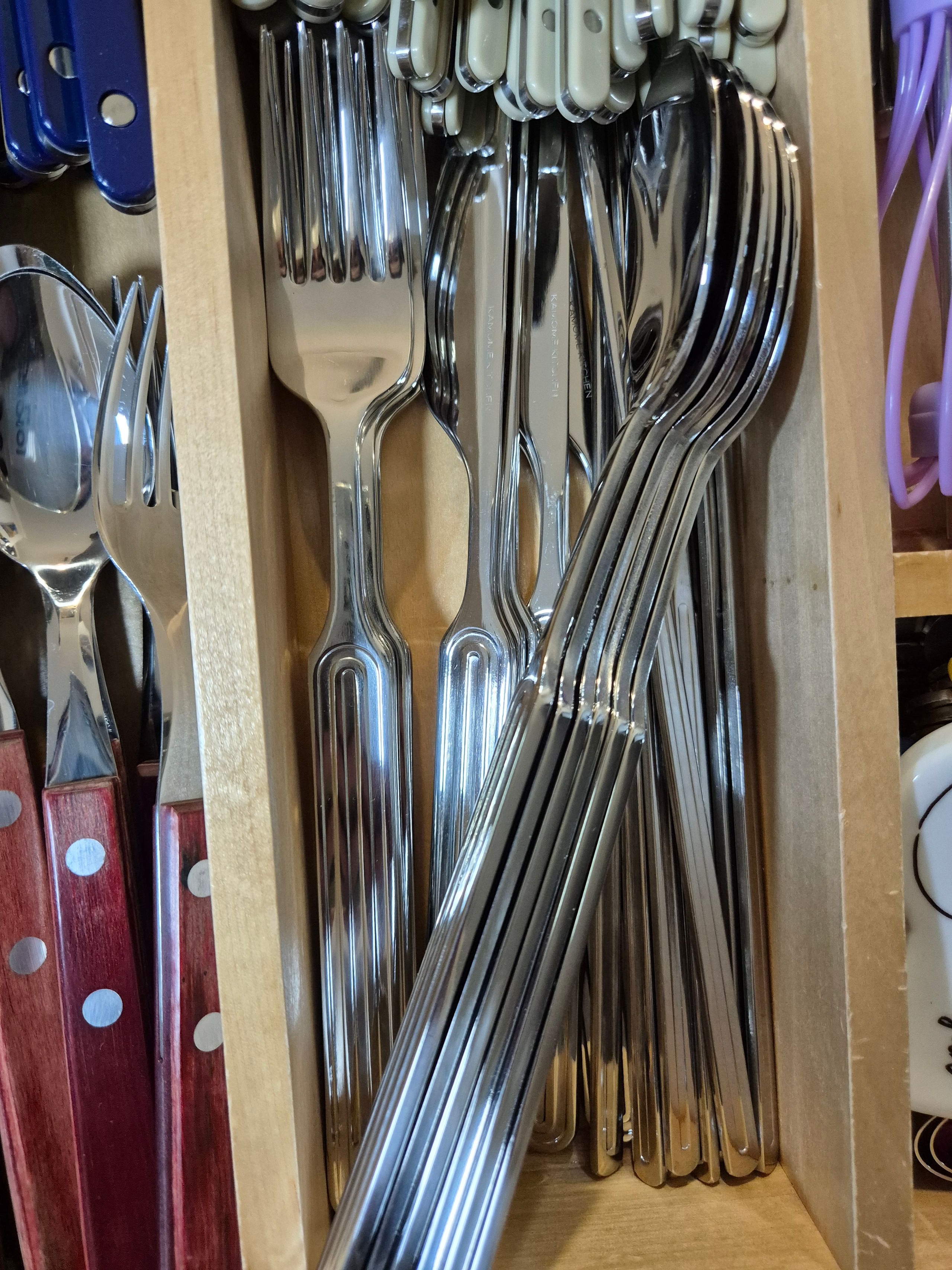Ridge Stainless Steel Full Flatware Set for 2 (8-Piece) user photo