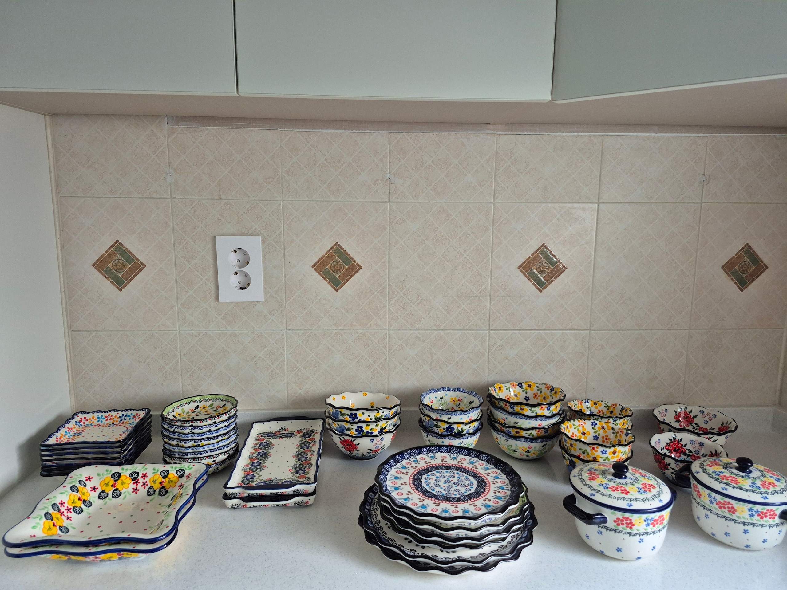 Floral Dinnerware Set for 4 (22-Piece) user photo