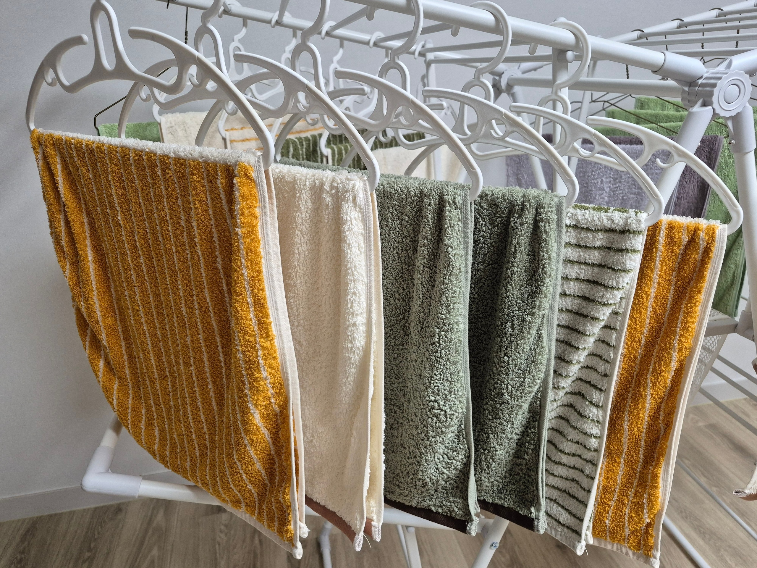 Still Here Stay-Soft Towel Set (10-Pack) user photo