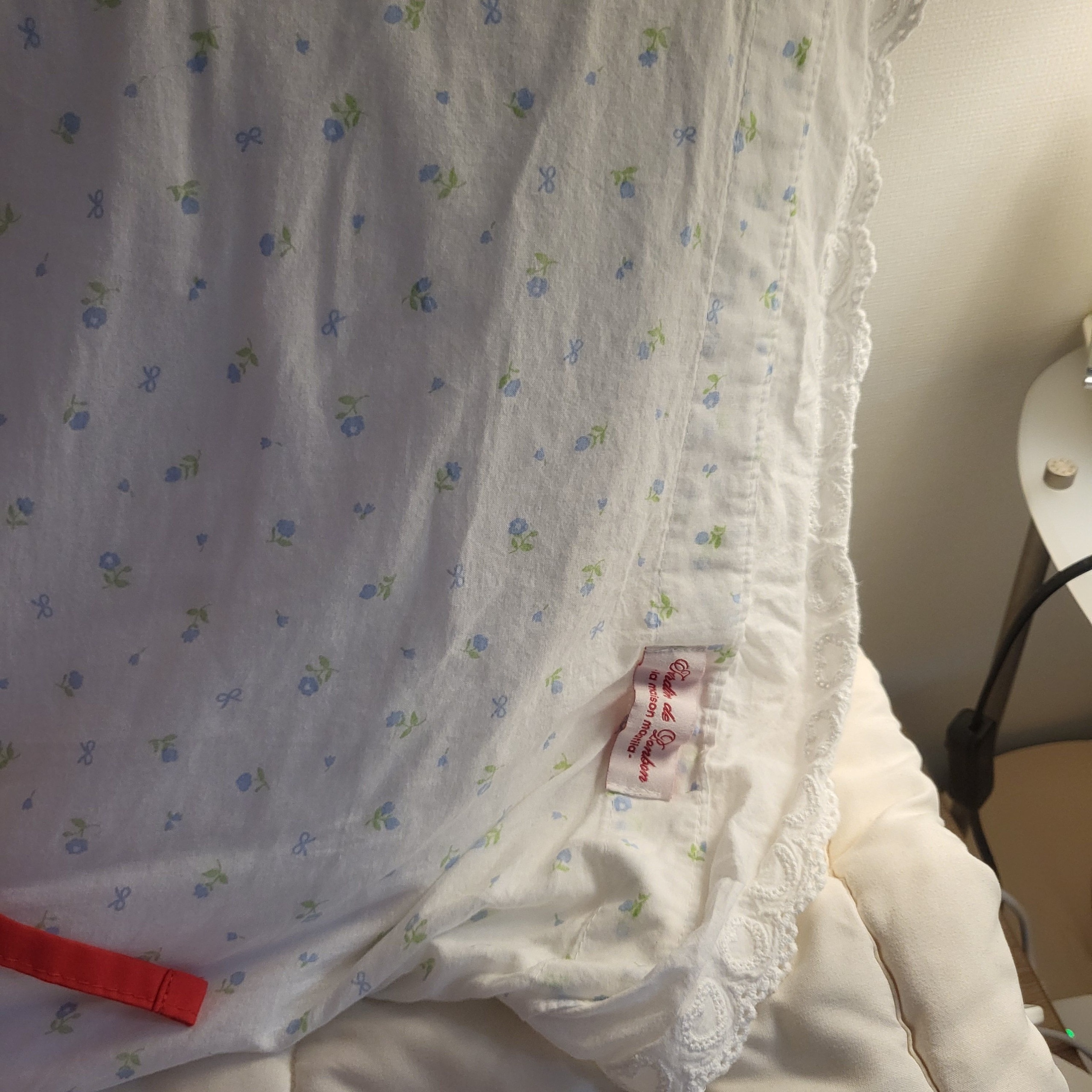Little Sleepy Soft Lace Cotton Pillowcase user photo