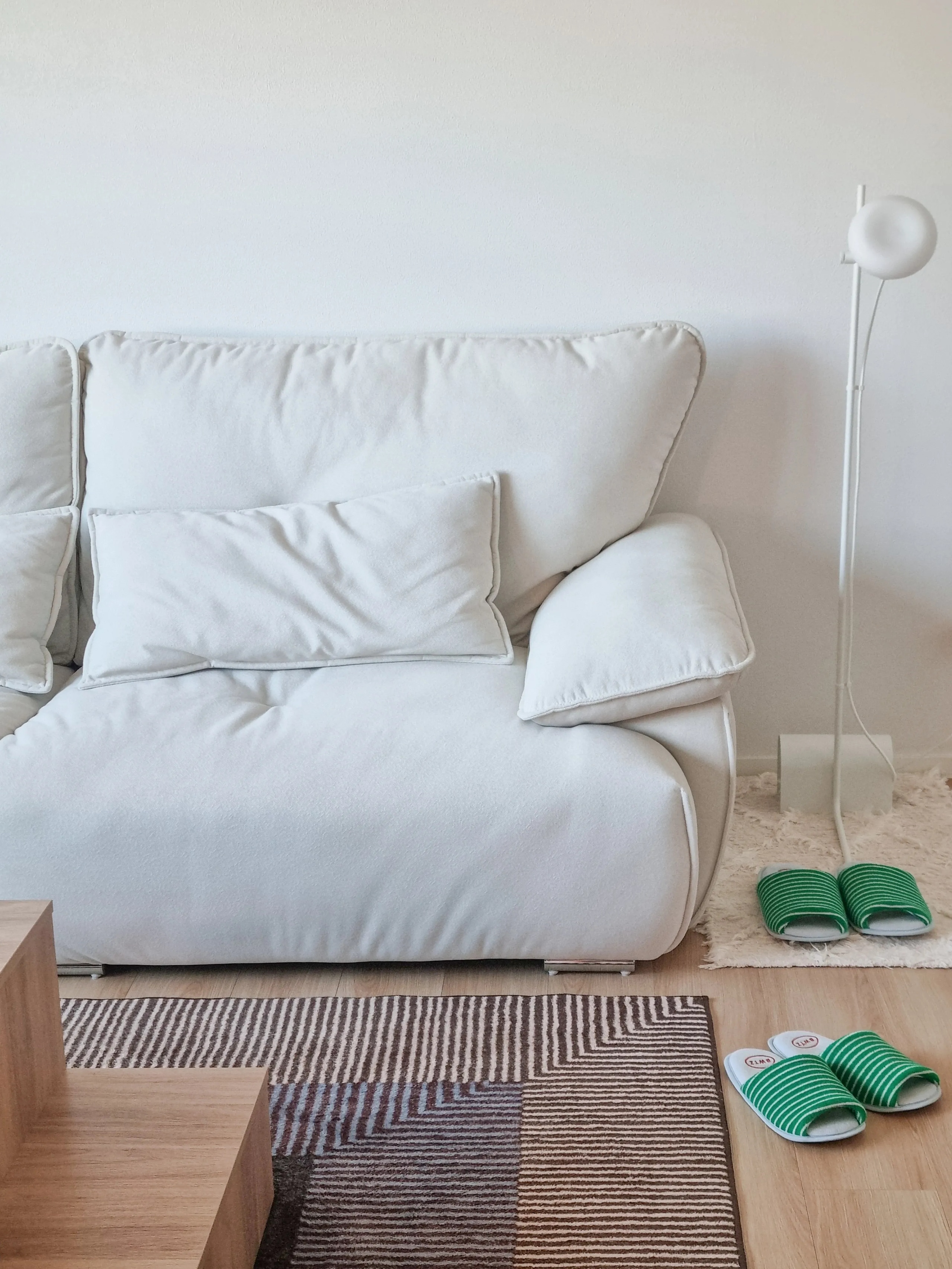 BWTZ Terry Stripe Indoor Slippers user photo