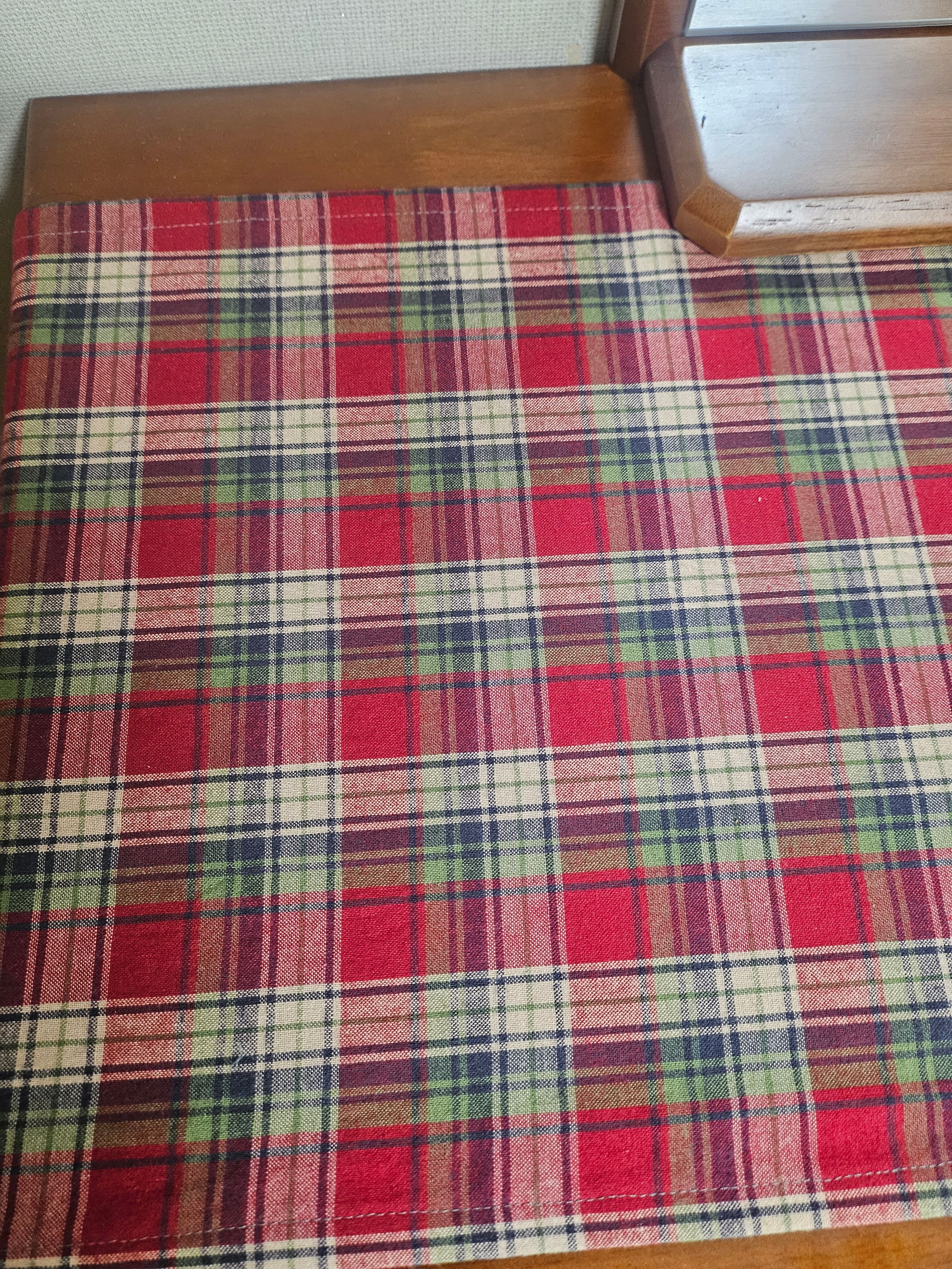 Classic Plaid Cotton Table Runner user photo