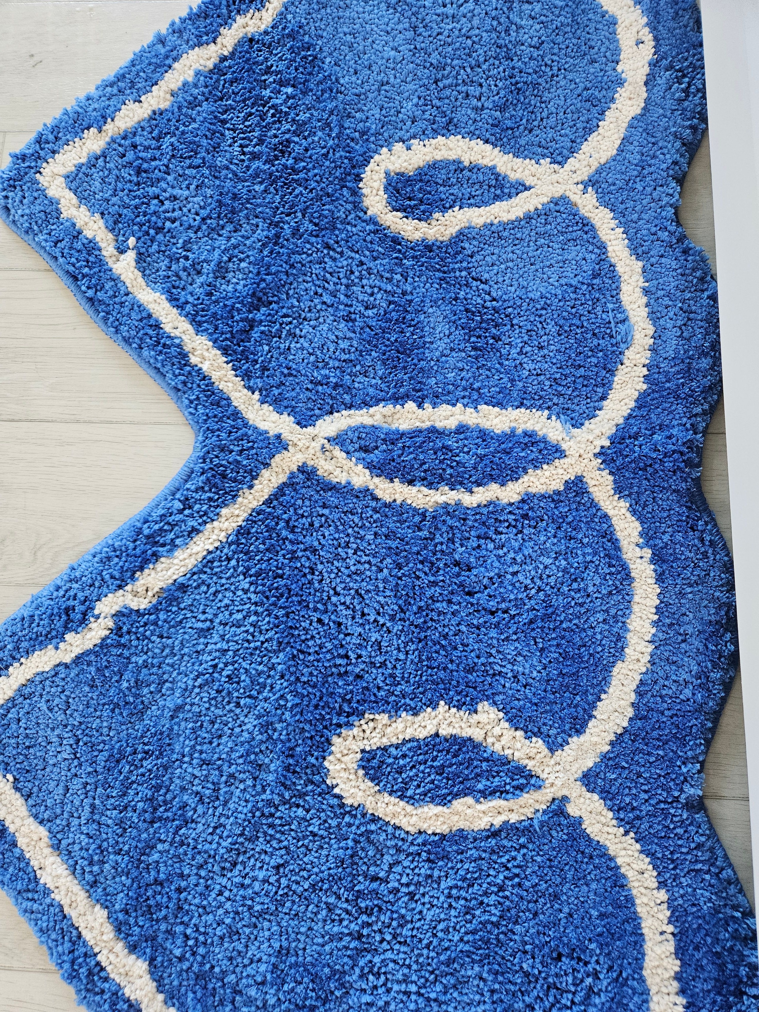BWTZ Double Heart Accent Rug user photo