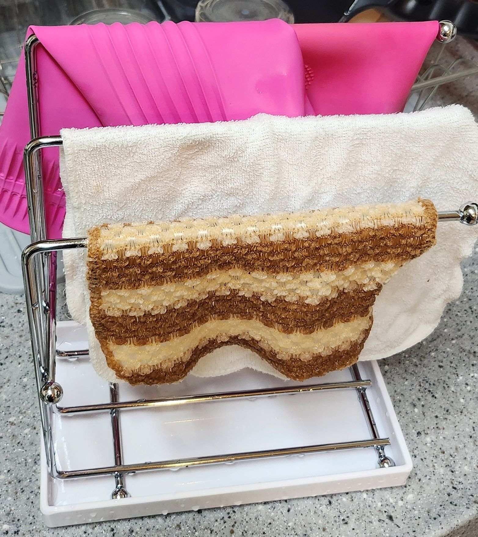 Oatley 3-Tier Modern Stand Dishcloth Rack user photo