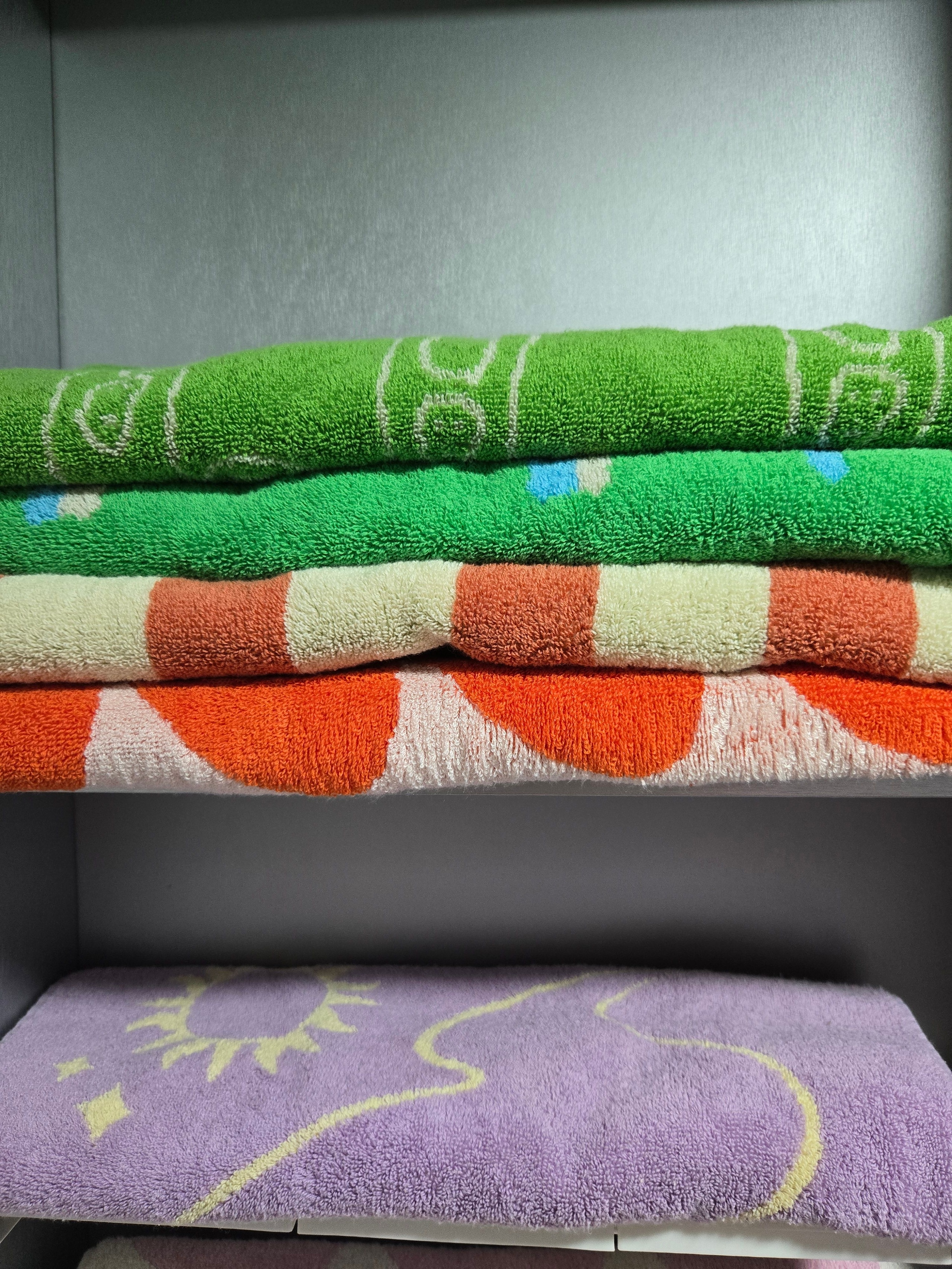 Dot Check Hand Towel user photo