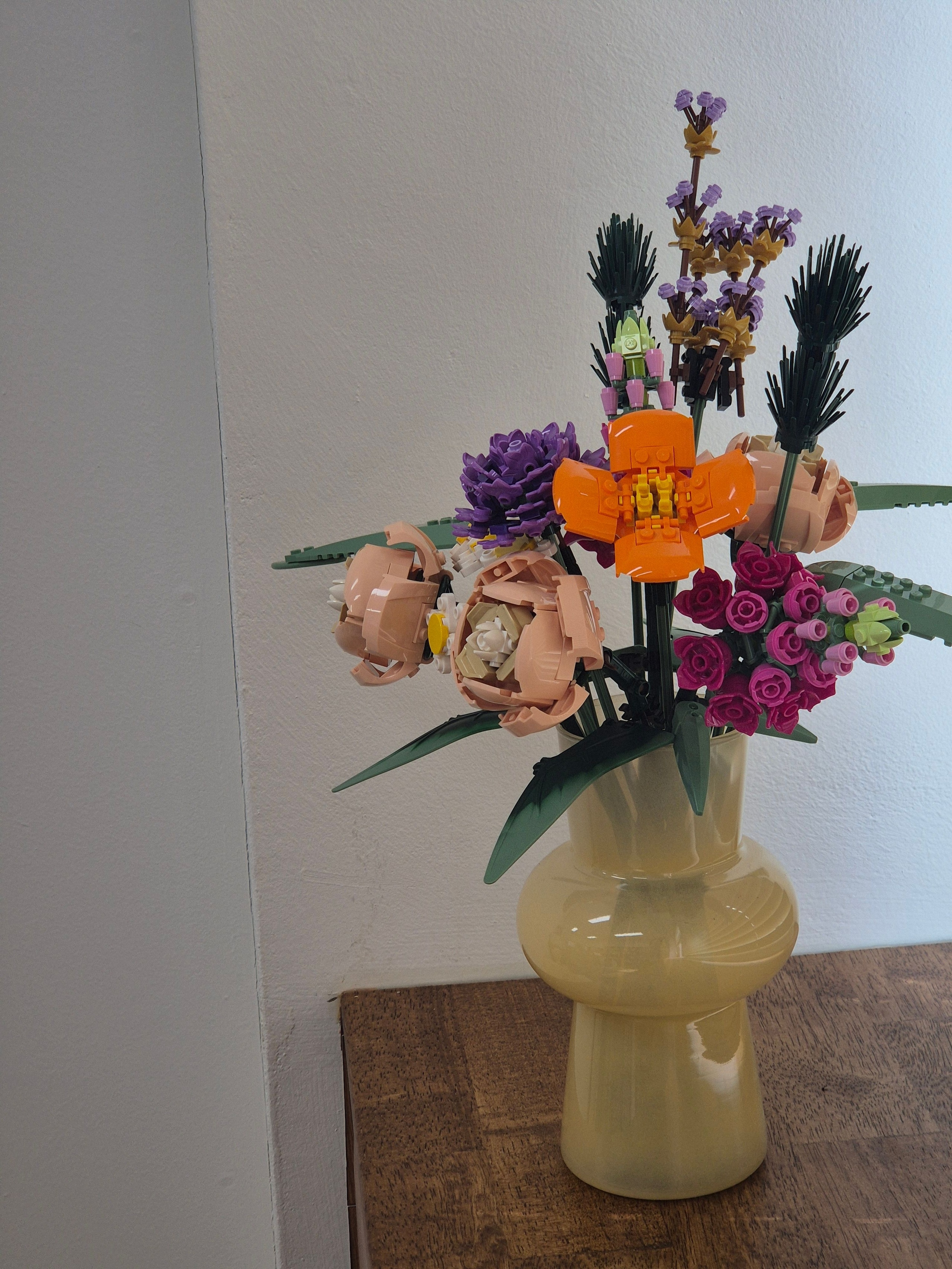 Rondi Voluminous Colored Glass Vase user photo