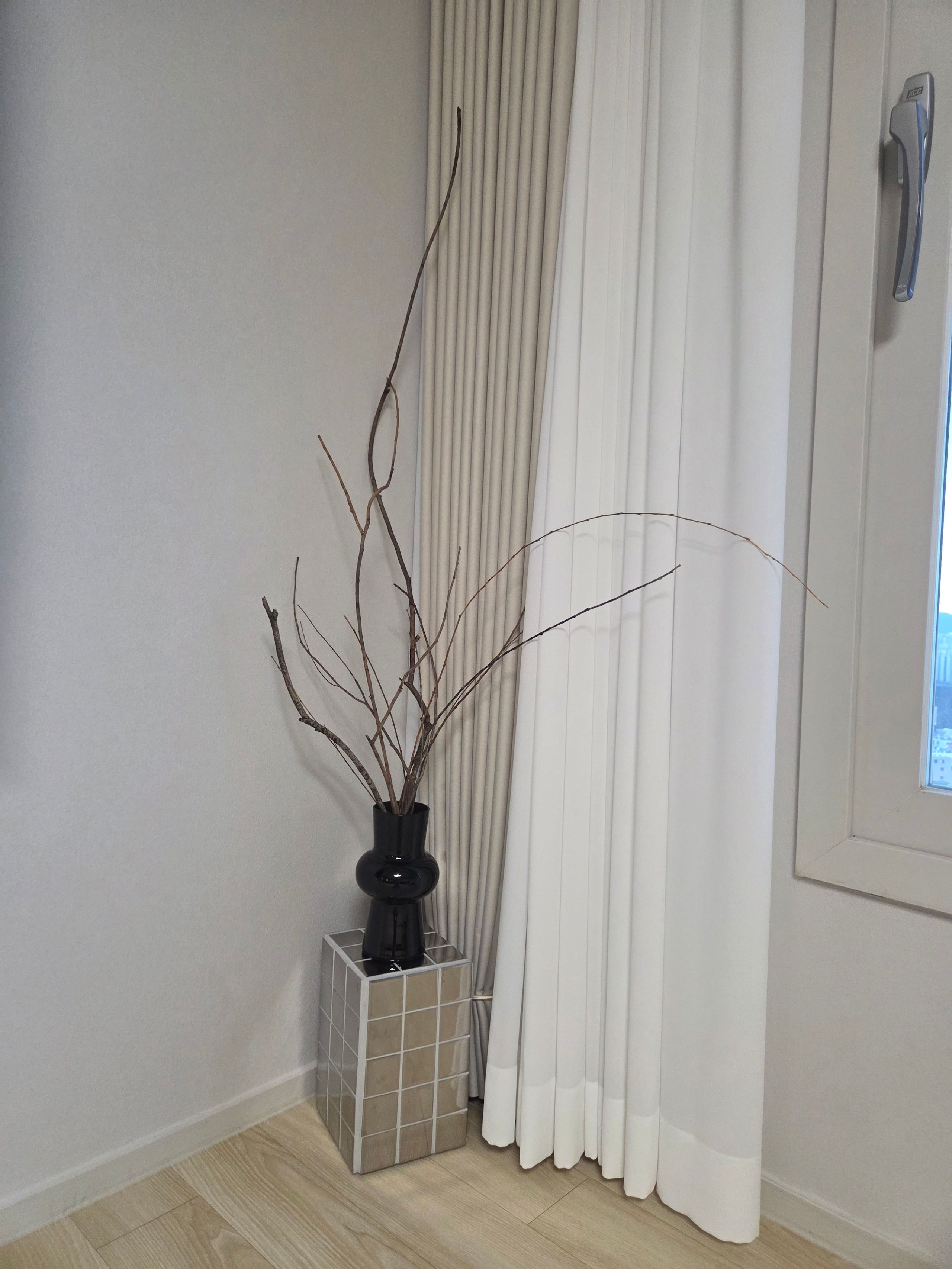 Rondi Voluminous Colored Glass Vase user photo