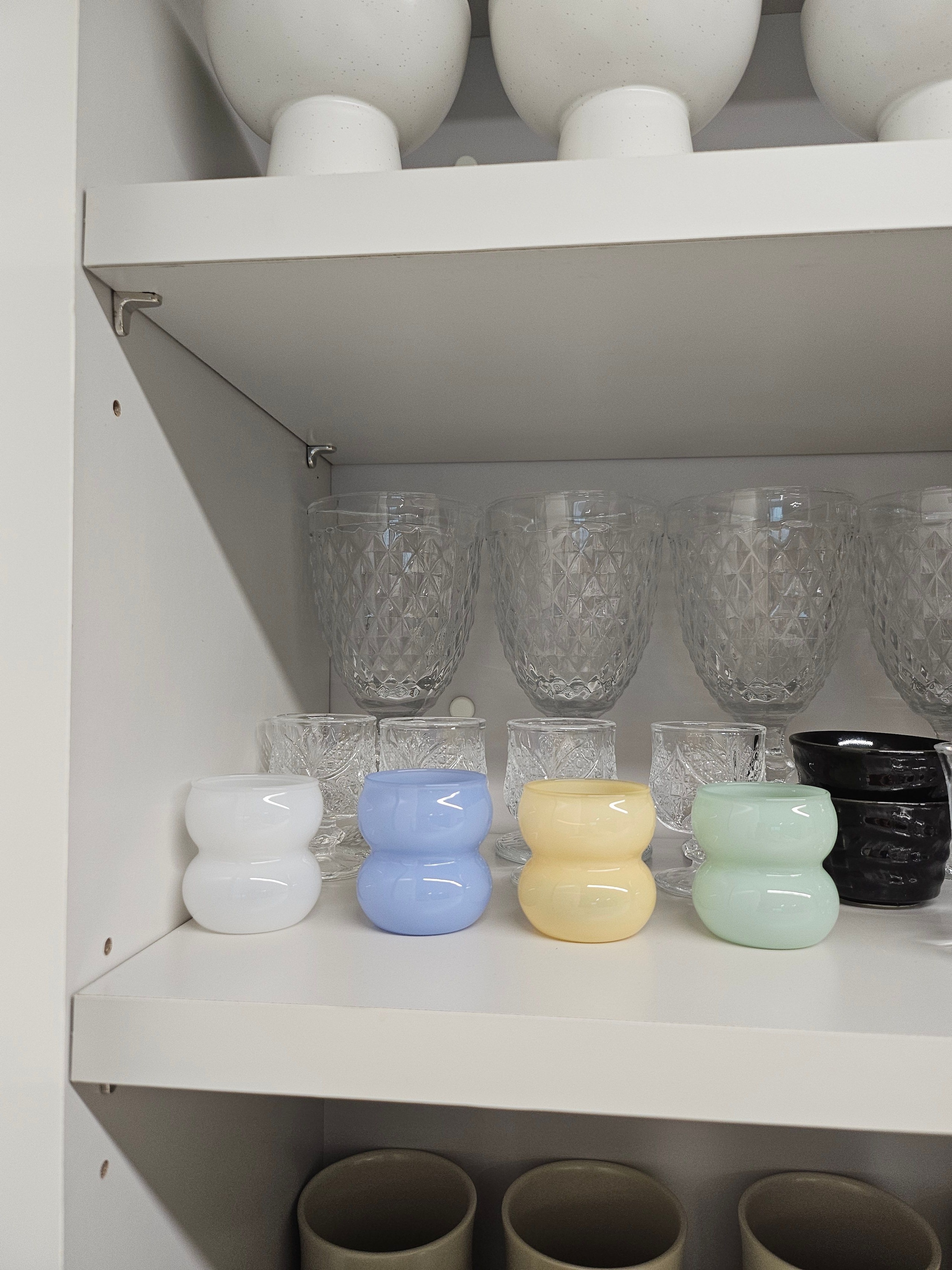 Newtige Milk Glass Soju & Sake Cup Set (4-Piece) user photo