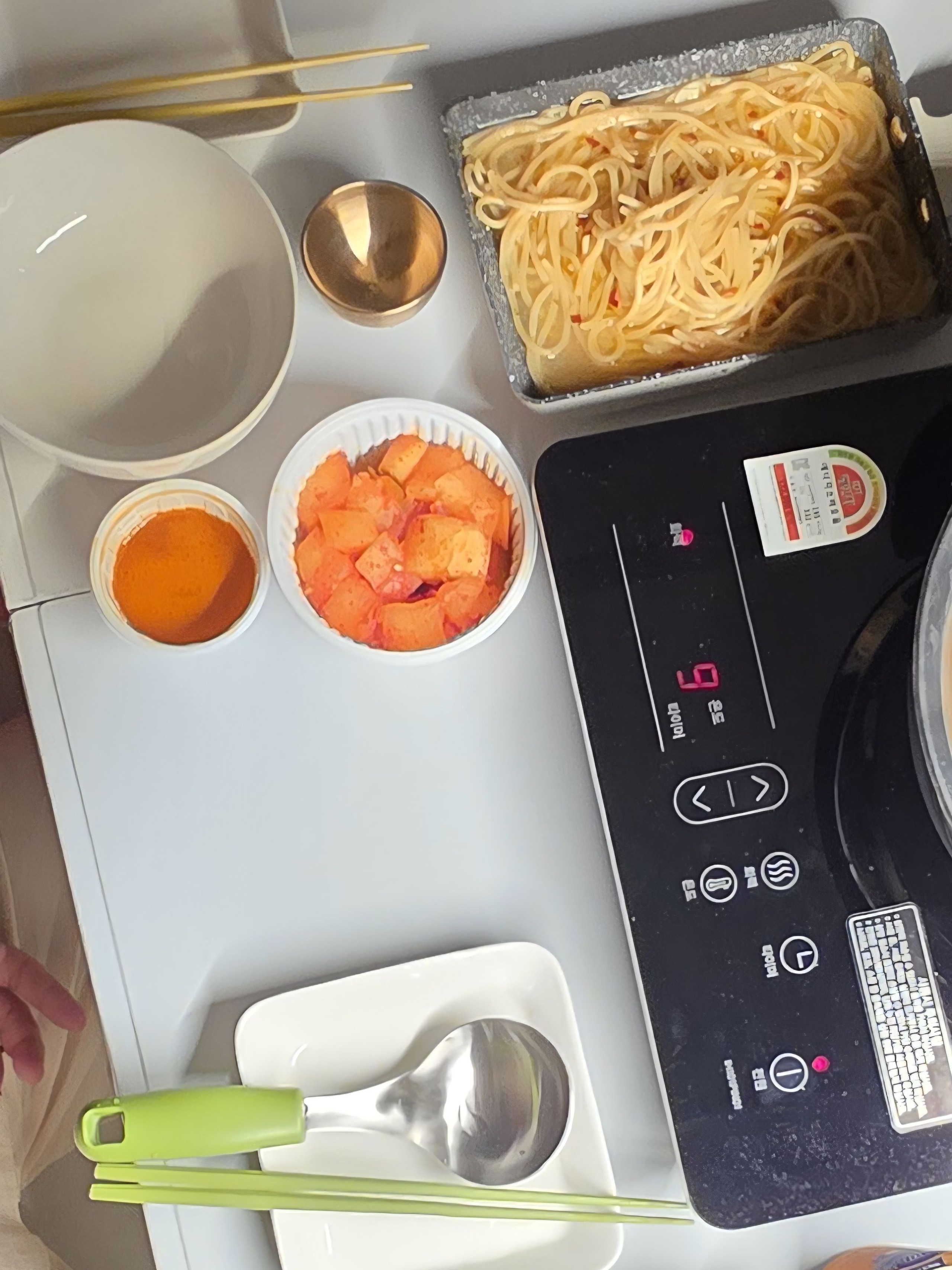 Colorful Ramen Spoon & Chopsticks Set (2-Piece) user photo