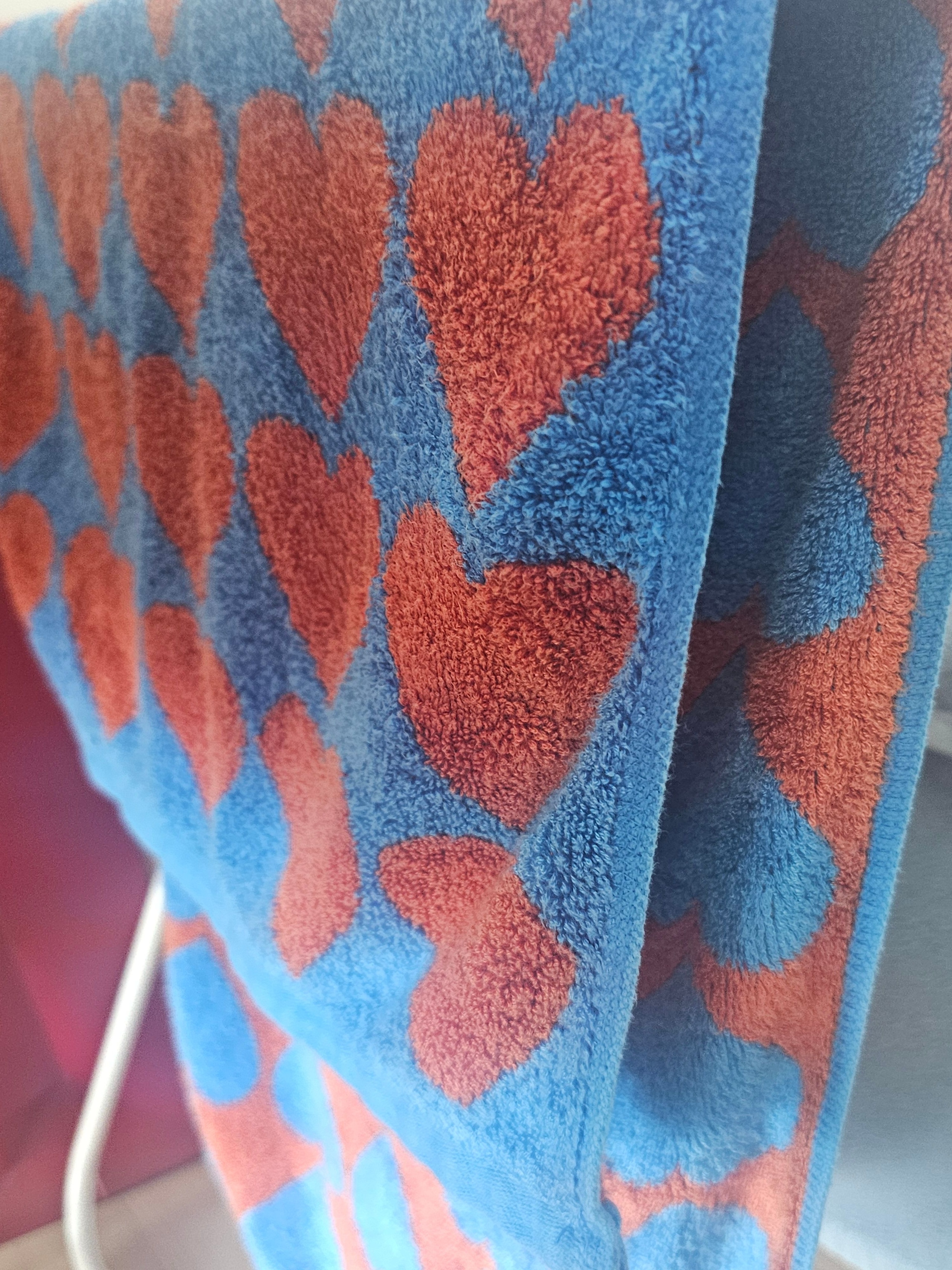 BWTZ Sunset Blue Bamboo Yarn Hotel Bath Towel user photo