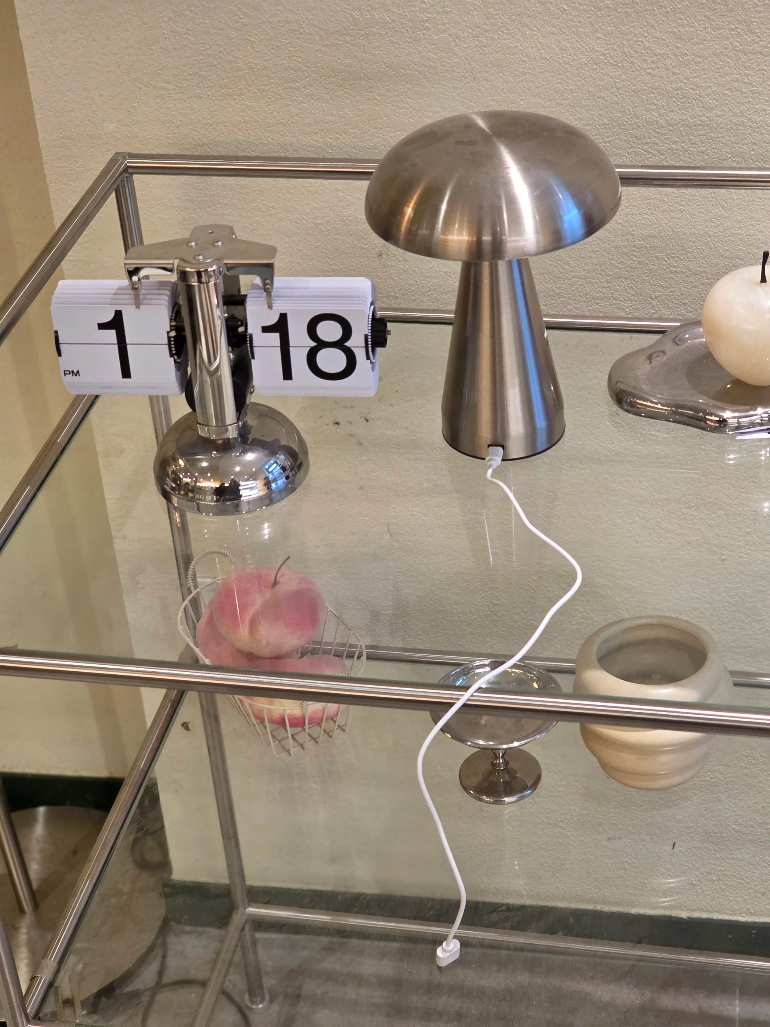 Mid-Century Modular Glass Shelf user photo