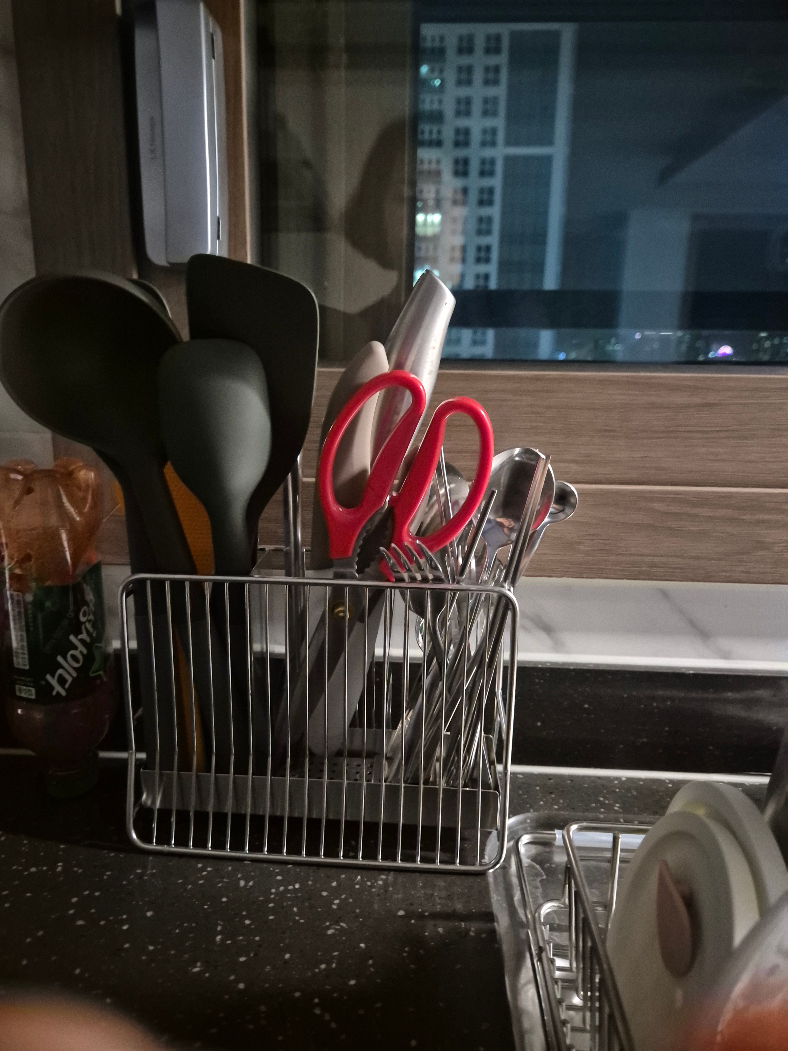 Utensil Holder with Drain Tray user photo