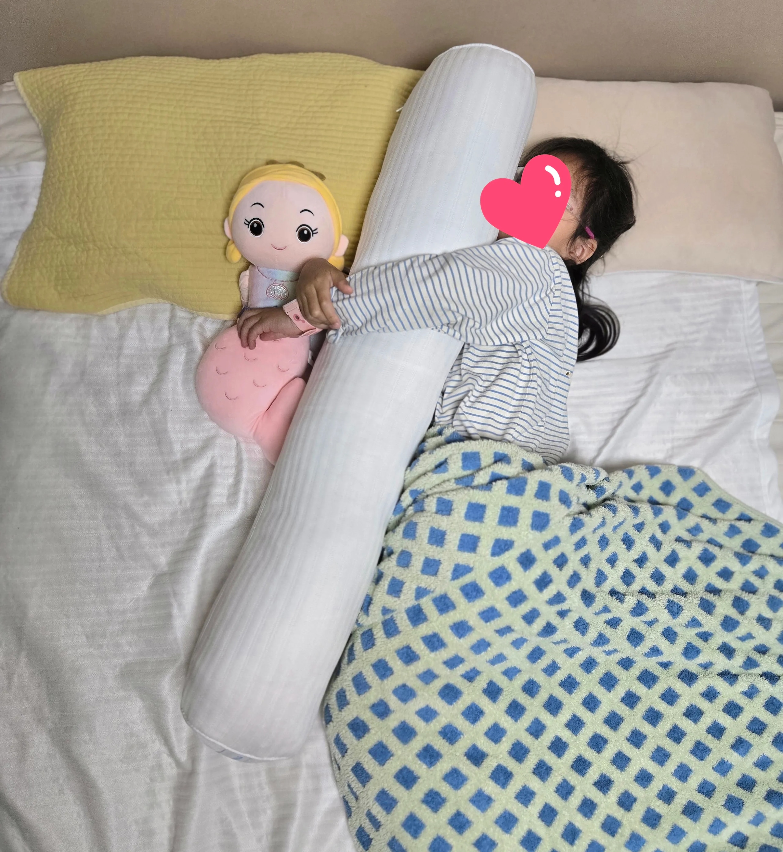 Oz Double-Sided Microfiber Blanket user photo