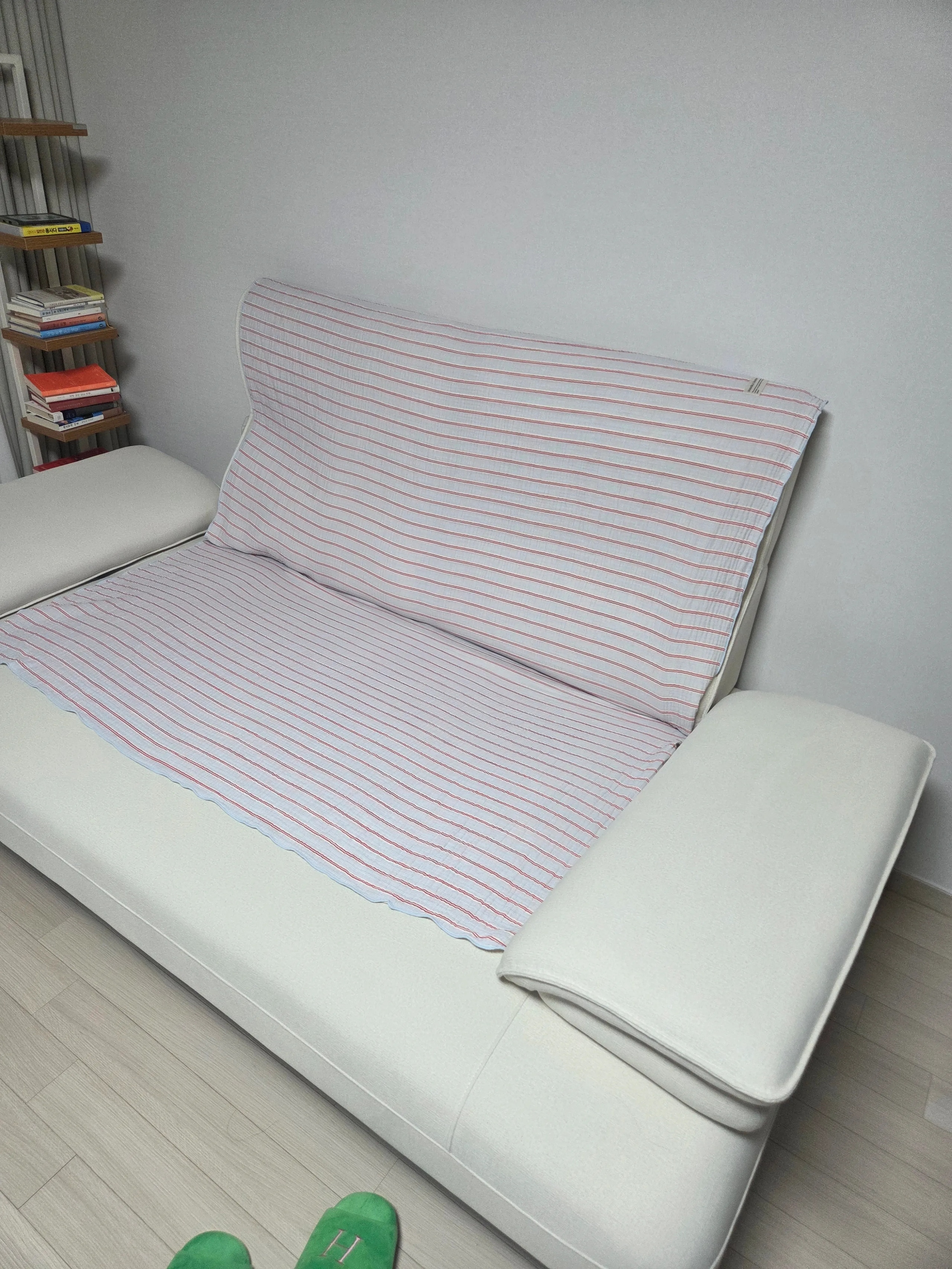 Stripe Triple-Layer Gauze Blanket user photo